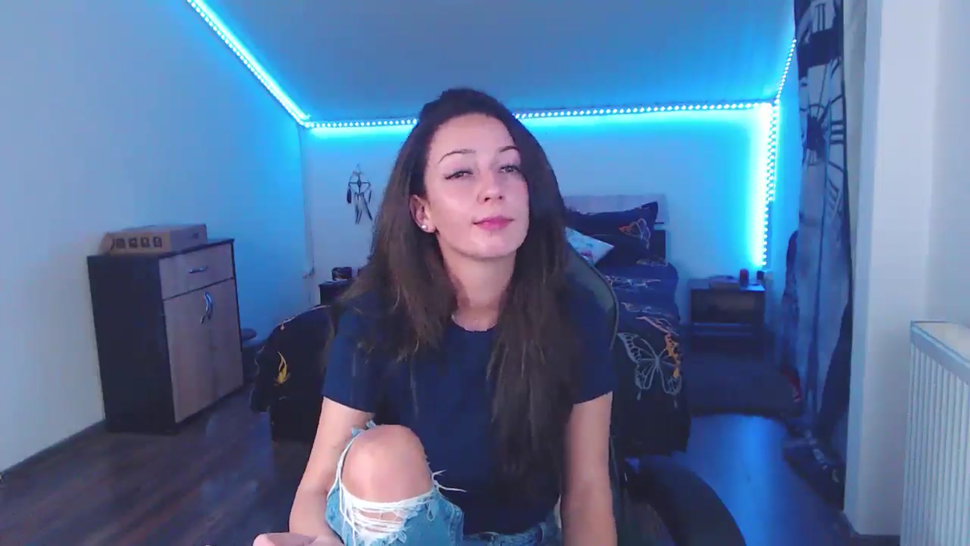 Gallery image thumbnail from SlimCurly's myfreecams stream on, 01/10/2026, 23:06 image 10 of 20