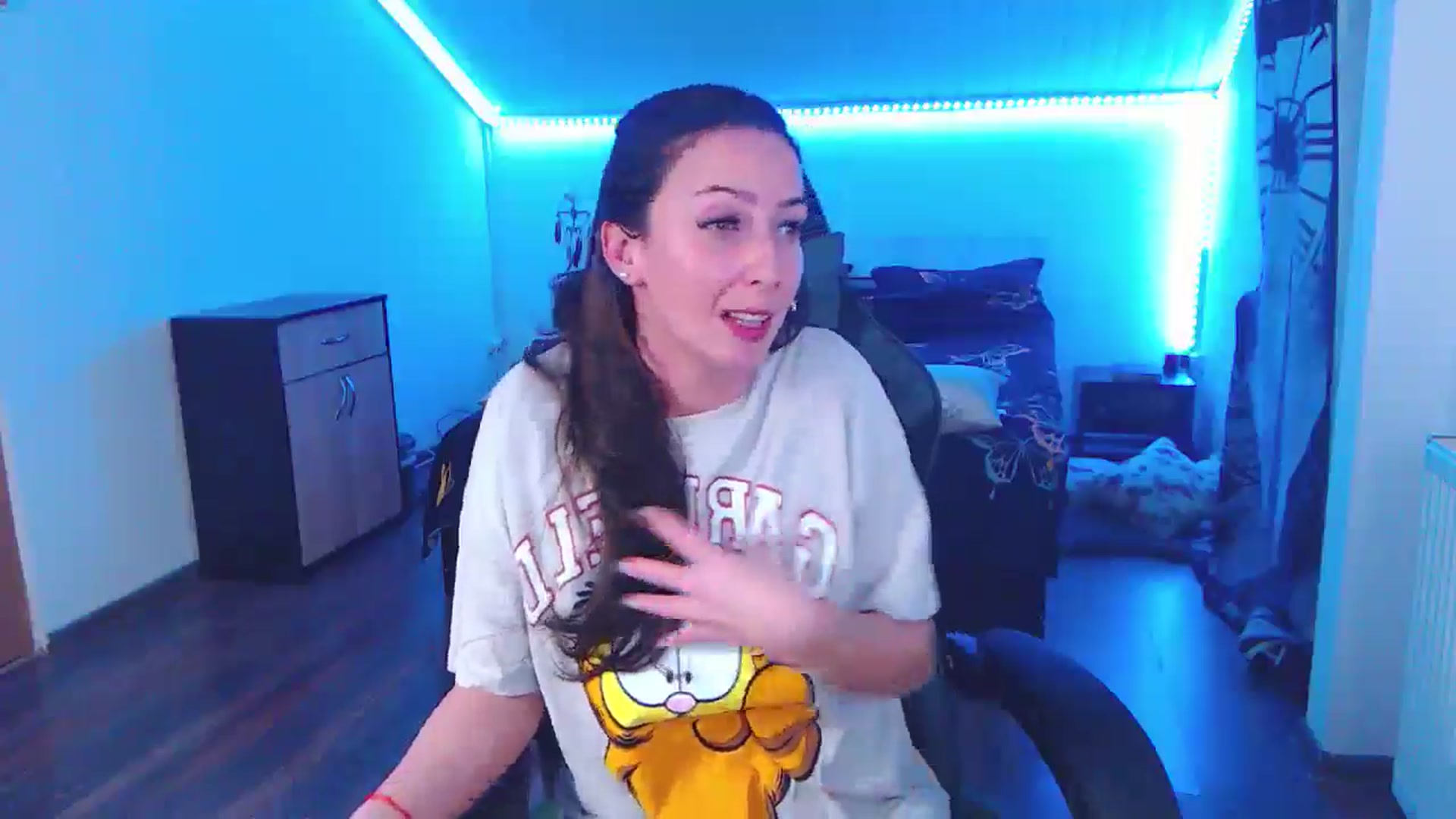 Gallery image thumbnail from SlimCurly's myfreecams stream on, 02/02/2026, 01:44 image 18 of 20