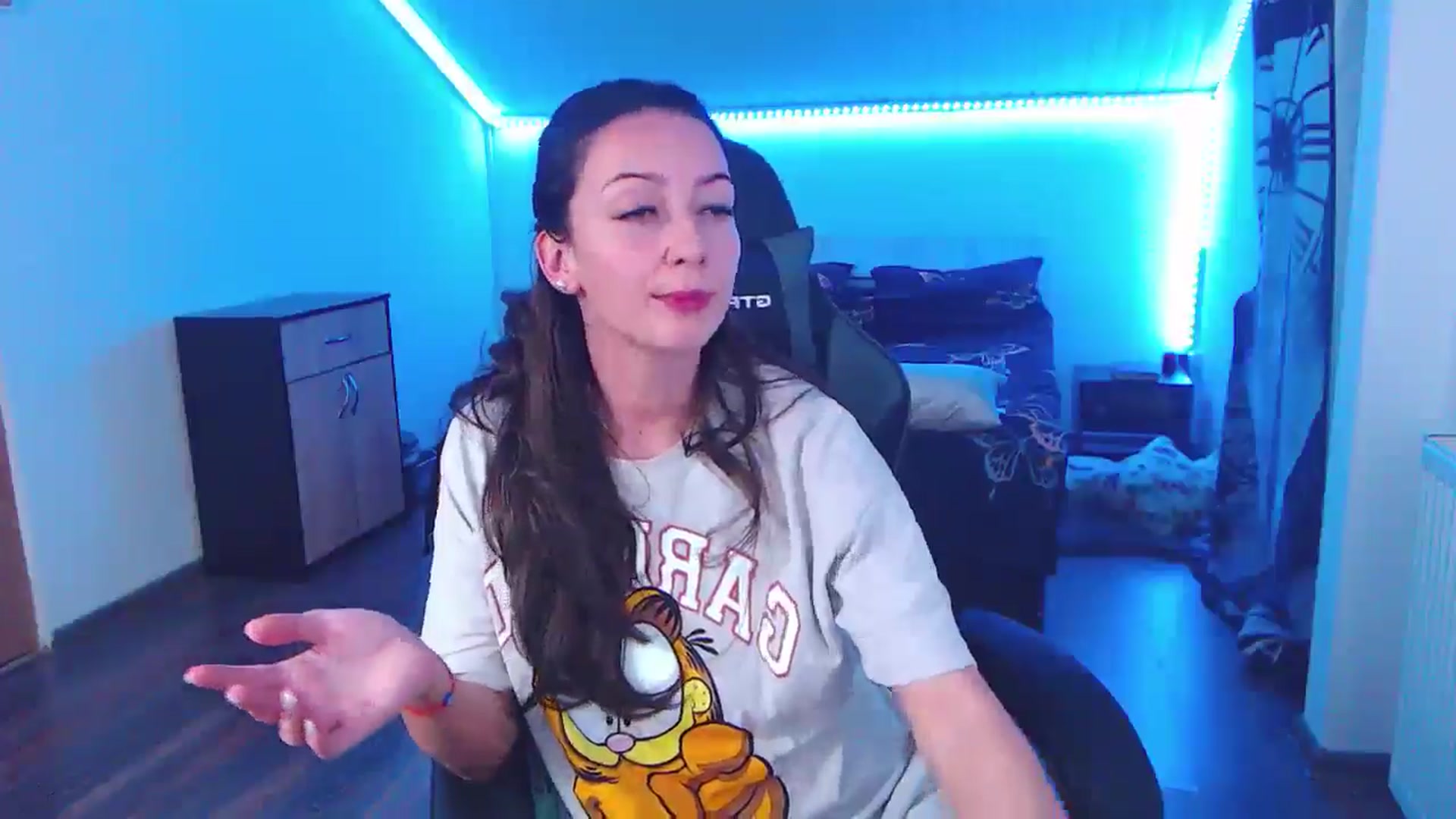 Gallery image thumbnail from SlimCurly's myfreecams stream on, 02/02/2026, 01:44 image 13 of 20