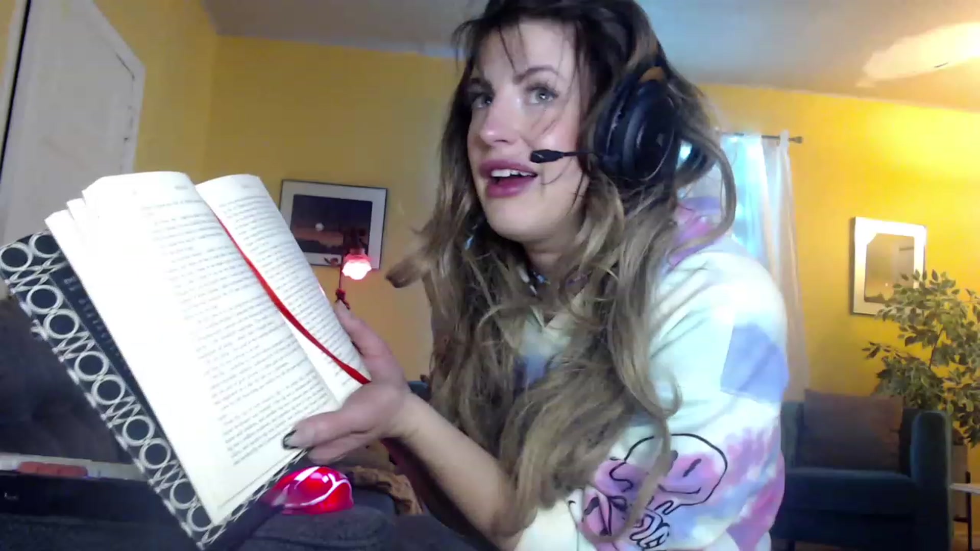 Gallery image thumbnail from SlimSadie's myfreecams stream on, 11/29/2022, 10:41 image 17 of 20