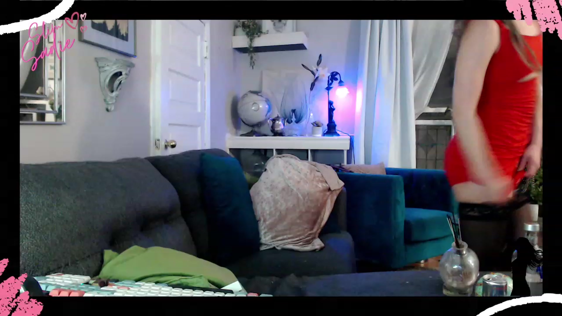 Gallery image thumbnail from SlimSadie's myfreecams stream on, 12/26/2022, 02:21 image 8 of 20