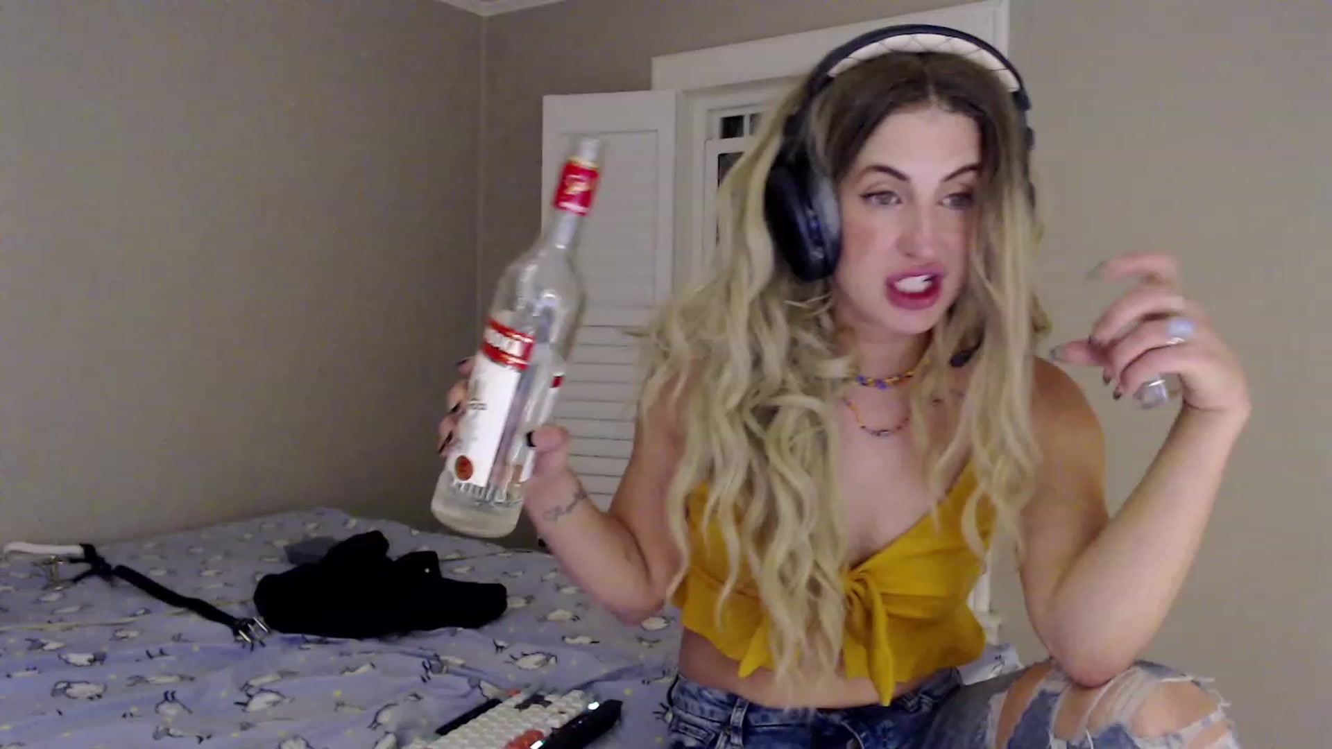 Gallery image thumbnail from SlimSadie's myfreecams stream on, 04/16/2023, 07:33 image 16 of 20