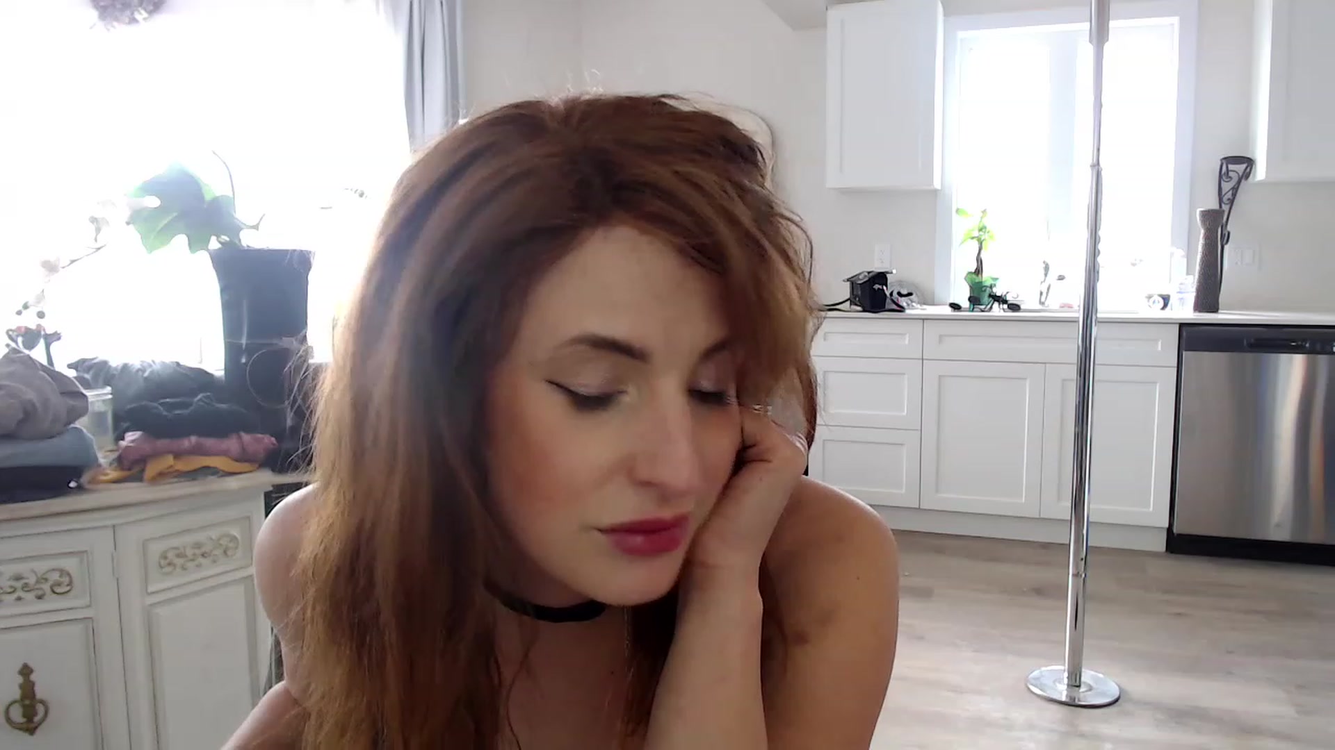 Gallery image thumbnail from SlimSadie's myfreecams stream on, 05/03/2023, 12:24 image 11 of 20