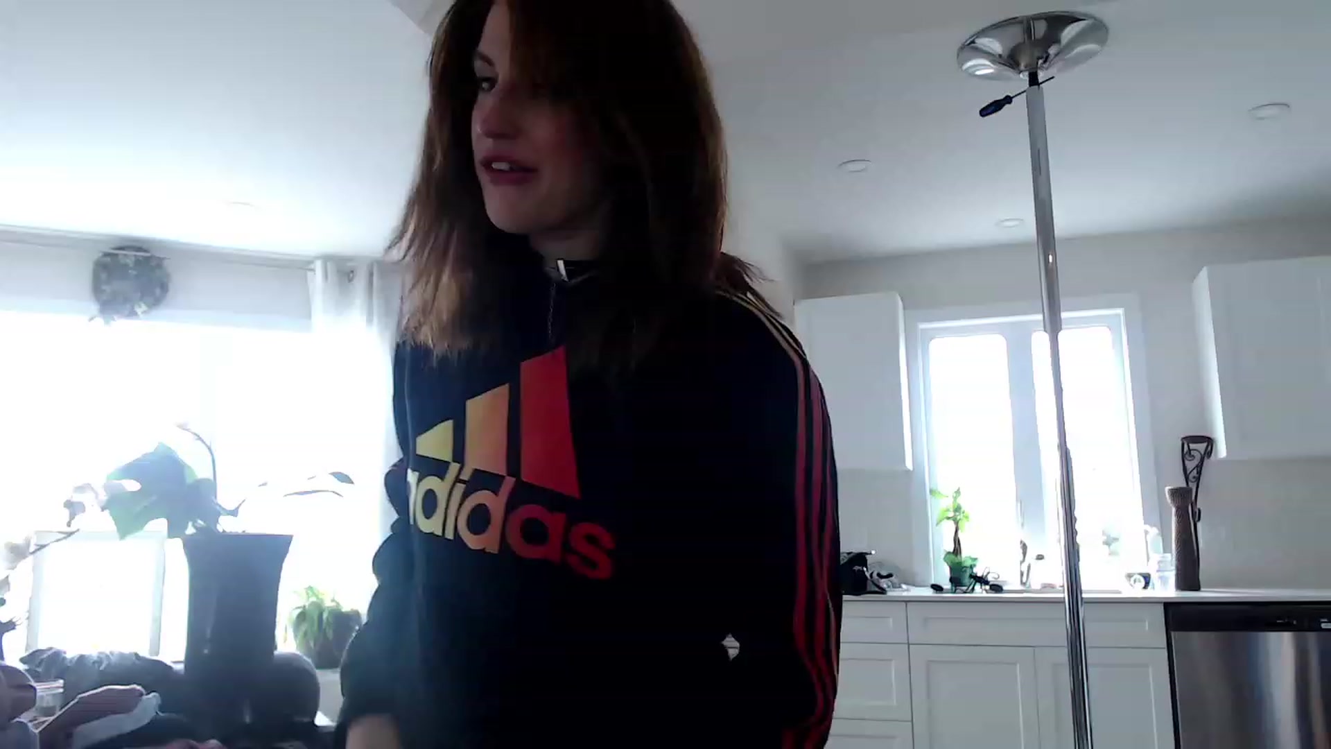 Gallery image thumbnail from SlimSadie's myfreecams stream on, 05/03/2023, 13:22 image 16 of 20