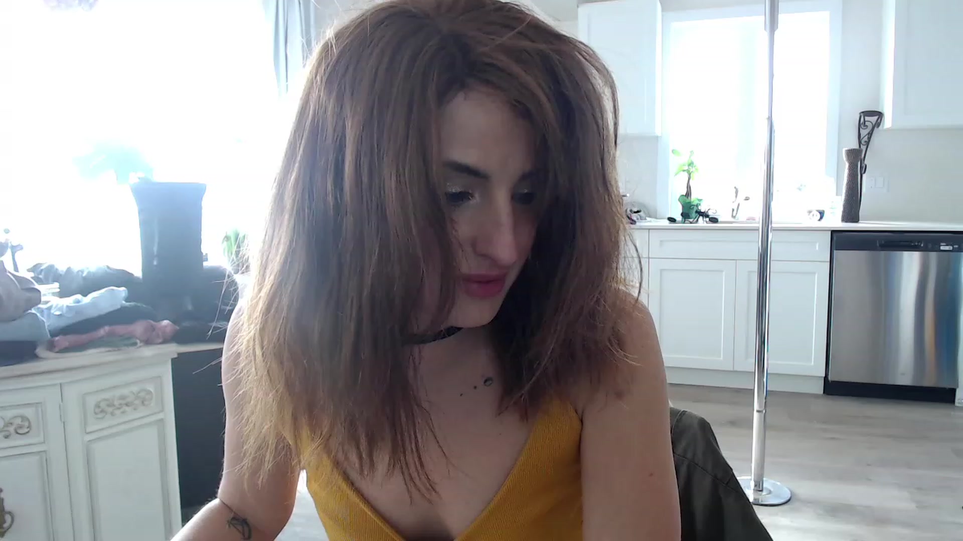 Gallery image thumbnail from SlimSadie's myfreecams stream on, 05/03/2023, 13:22 image 9 of 20