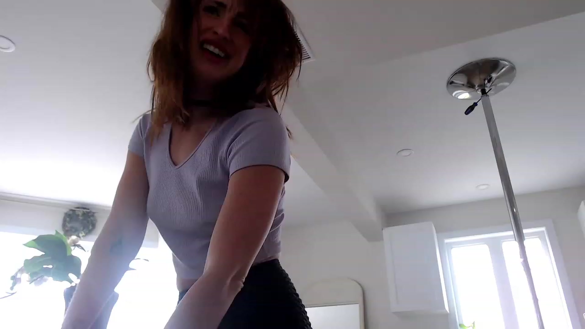 Gallery image thumbnail from SlimSadie's myfreecams stream on, 05/03/2023, 14:12 image 13 of 20