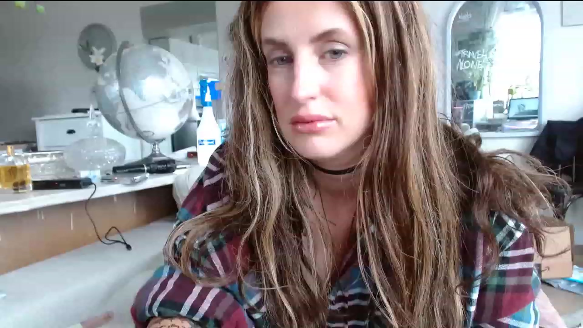 Gallery image thumbnail from SlimSadie's myfreecams stream on, 08/18/2023, 17:04 image 18 of 20