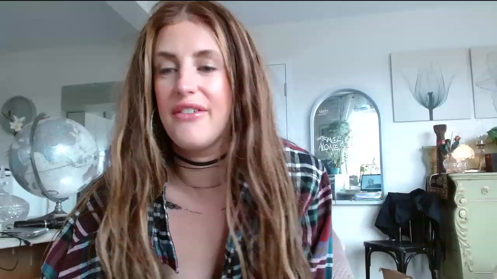 Gallery image thumbnail from SlimSadie's myfreecams stream on, 08/18/2023, 17:04 image 8 of 20