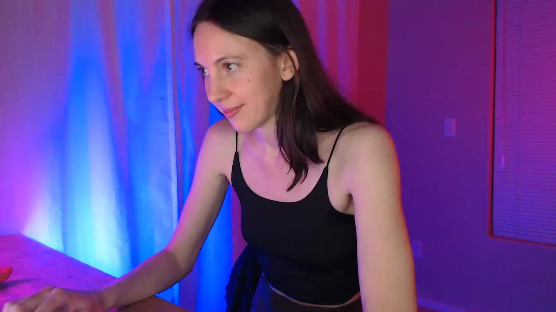 Gallery image thumbnail from SlimSexi's myfreecams stream on, 12/18/2022, 09:43 image 9 of 20