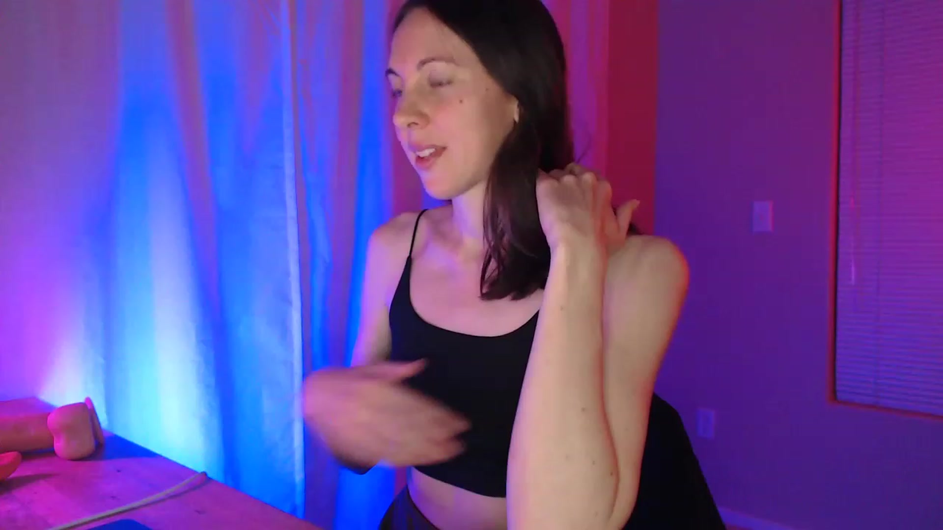 Gallery image thumbnail from SlimSexi's myfreecams stream on, 12/18/2022, 09:43 image 5 of 20