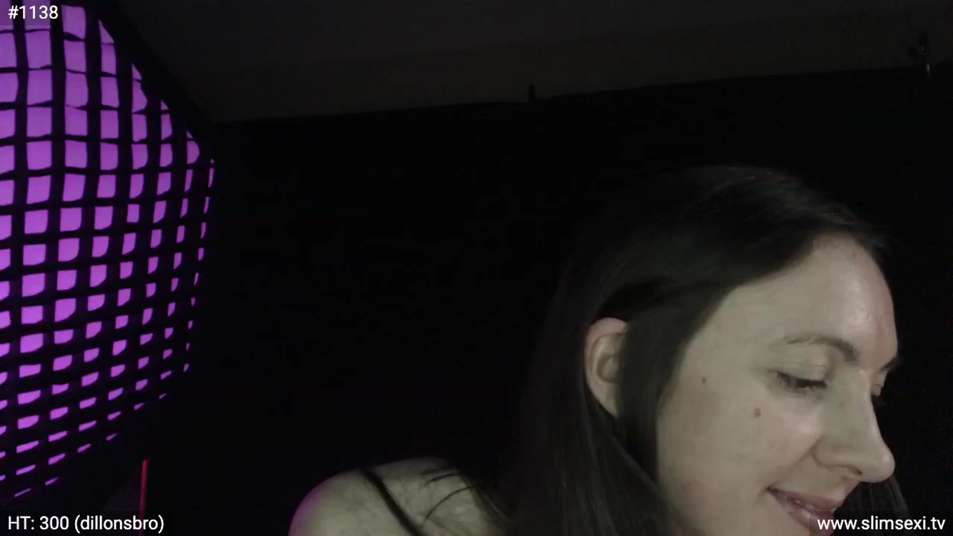 Gallery image thumbnail from SlimSexi's myfreecams stream on, 02/21/2023, 07:01 image 12 of 20