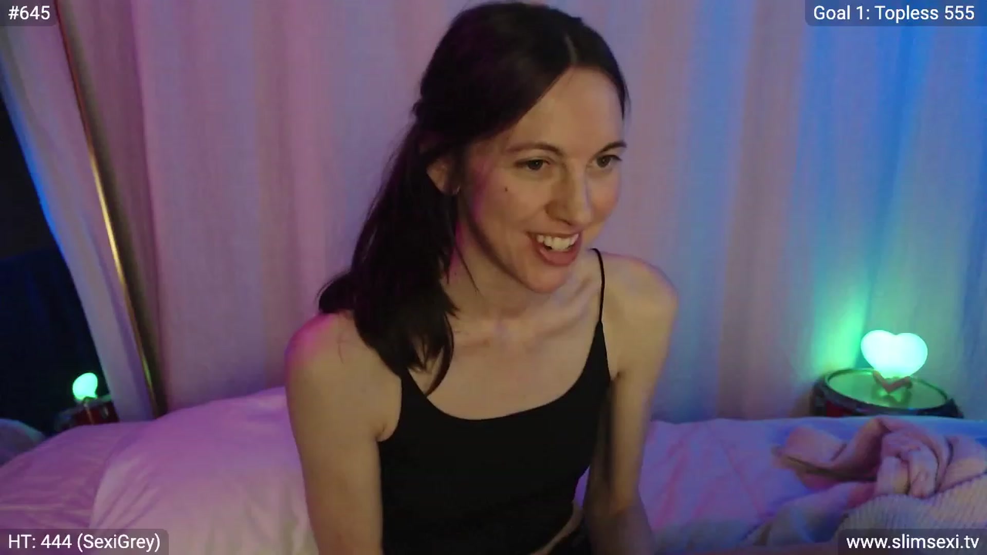 Gallery image thumbnail from SlimSexi's myfreecams stream on, 03/02/2023, 08:28 image 13 of 20