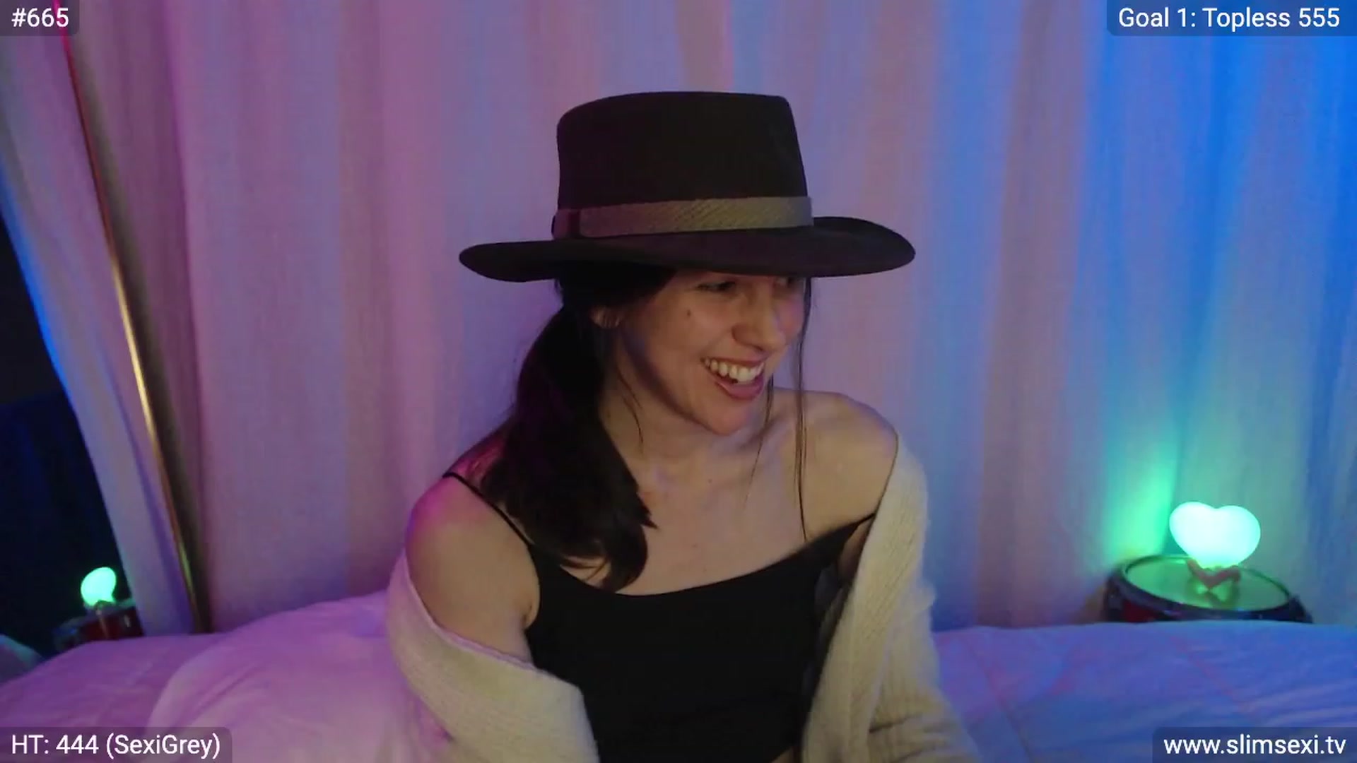 Gallery image thumbnail from SlimSexi's myfreecams stream on, 03/02/2023, 08:28 image 5 of 20