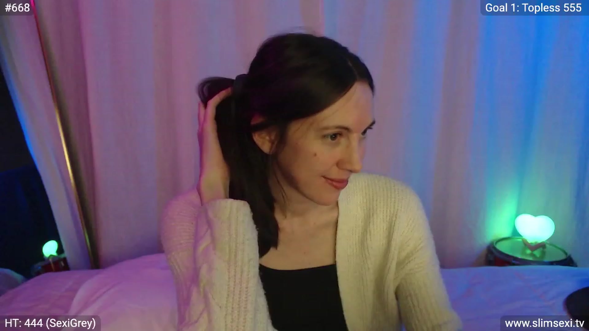 Gallery image thumbnail from SlimSexi's myfreecams stream on, 03/02/2023, 08:28 image 6 of 20