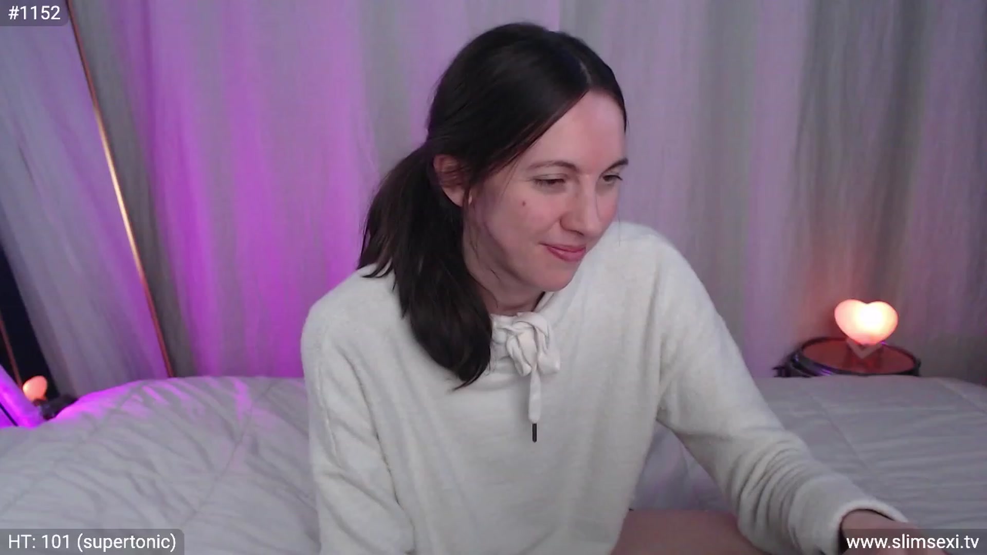 Gallery image thumbnail from SlimSexi's myfreecams stream on, 03/03/2023, 07:57 image 3 of 20