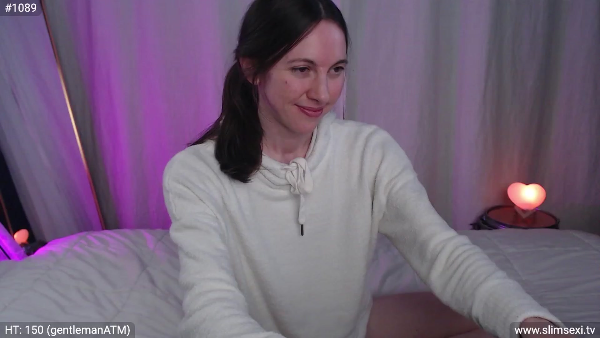 Gallery image thumbnail from SlimSexi's myfreecams stream on, 03/03/2023, 07:57 image 11 of 20