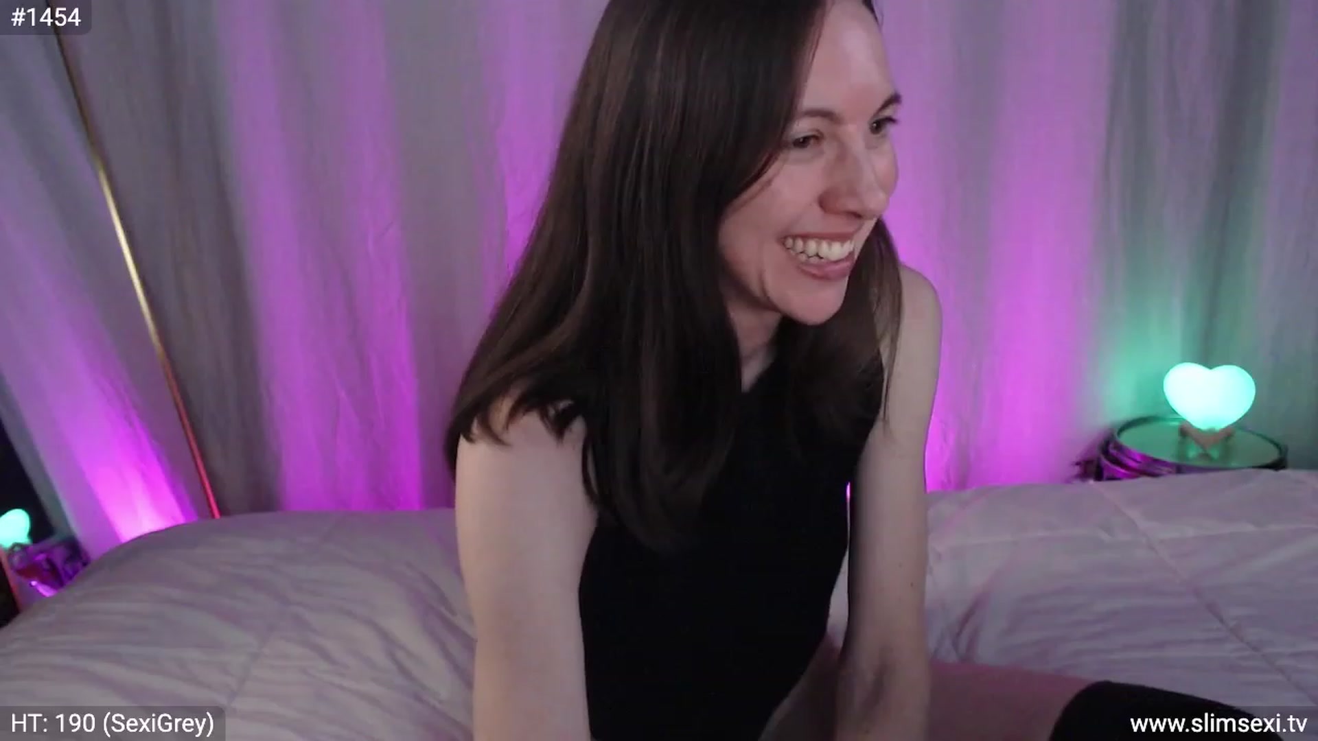 Gallery image thumbnail from SlimSexi's myfreecams stream on, 03/04/2023, 08:54 image 8 of 20