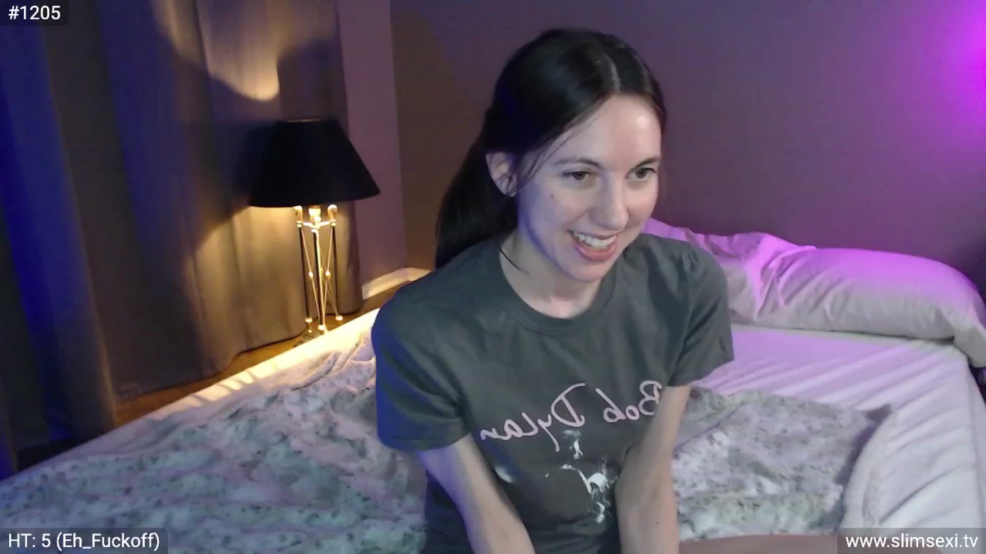 Gallery image thumbnail from SlimSexi's myfreecams stream on, 03/06/2023, 02:43 image 14 of 20