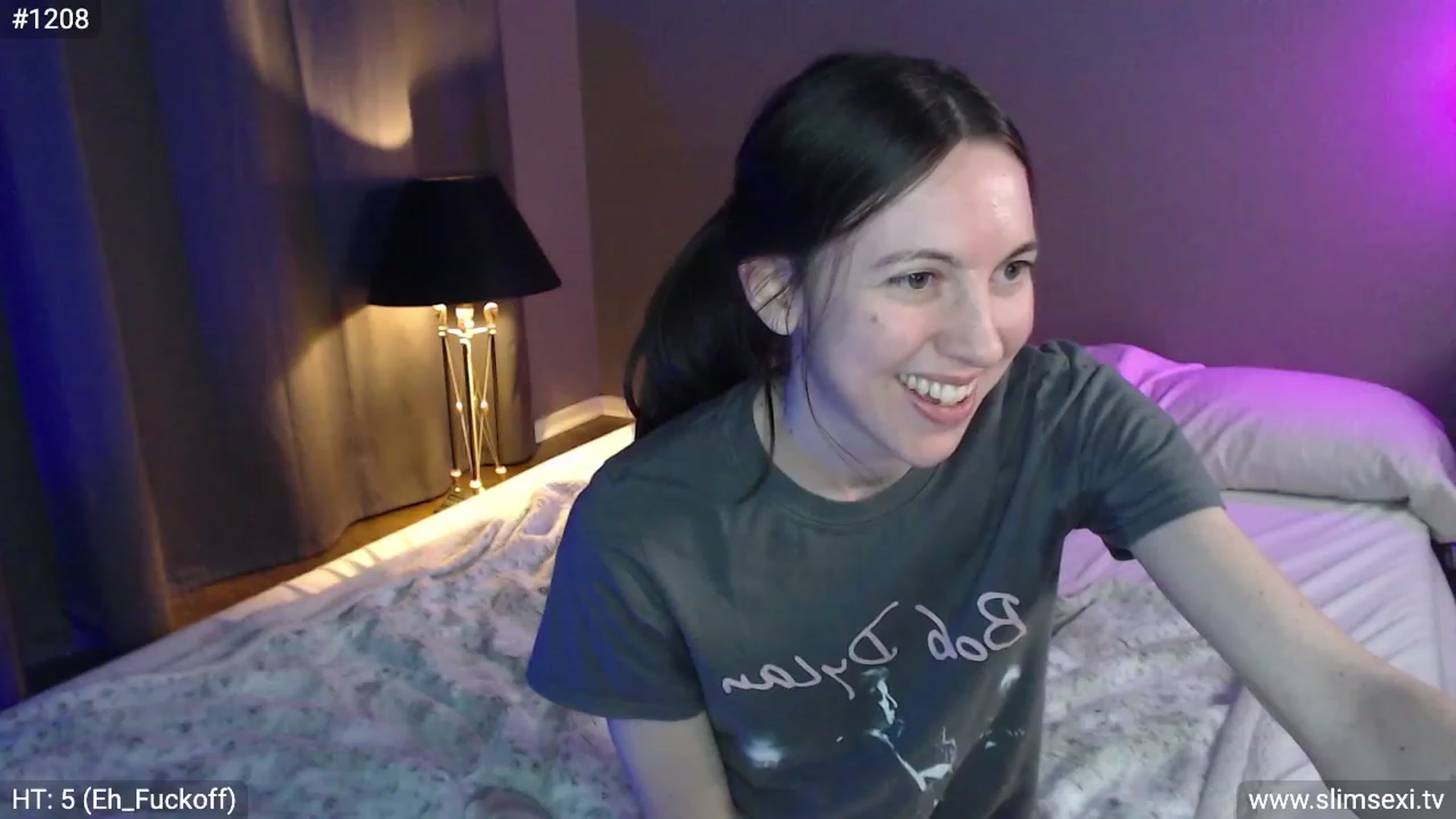 Gallery image thumbnail from SlimSexi's myfreecams stream on, 03/06/2023, 02:43 image 17 of 20