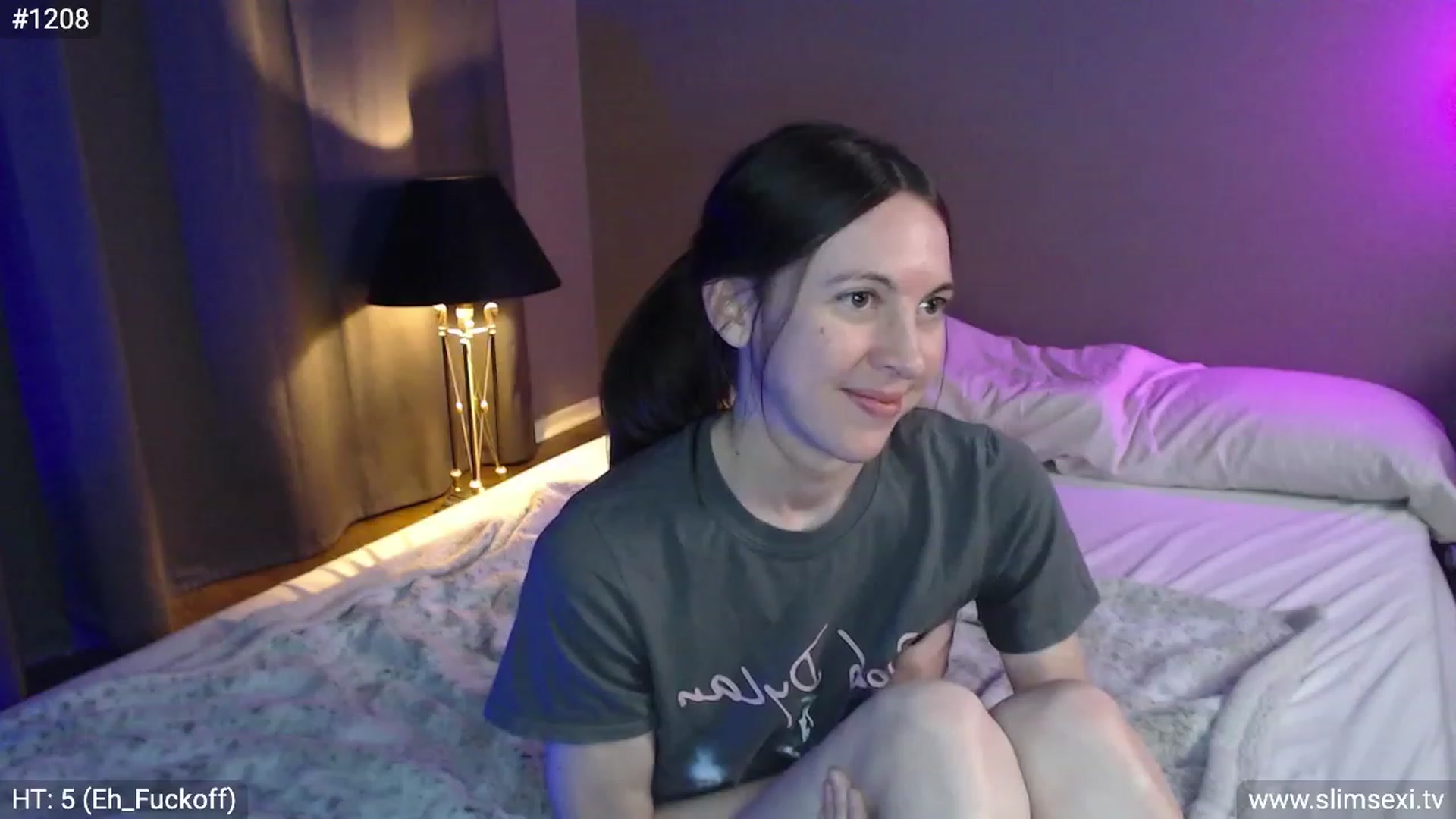 Gallery image thumbnail from SlimSexi's myfreecams stream on, 03/06/2023, 02:43 image 15 of 20