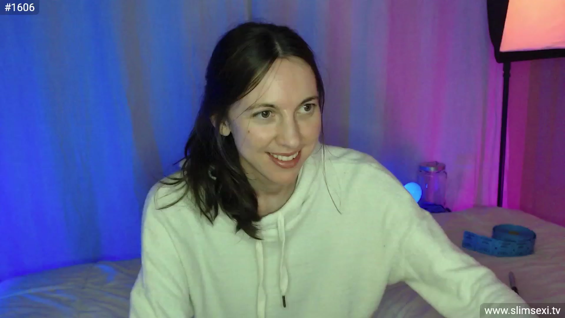 Gallery image thumbnail from SlimSexi's myfreecams stream on, 03/15/2023, 09:53 image 17 of 20
