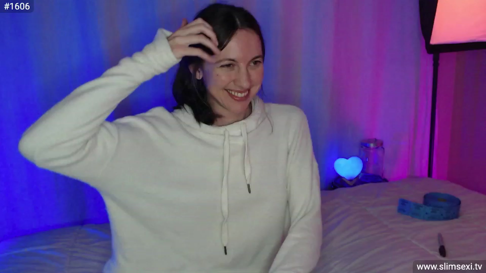 Gallery image thumbnail from SlimSexi's myfreecams stream on, 03/15/2023, 09:53 image 4 of 20