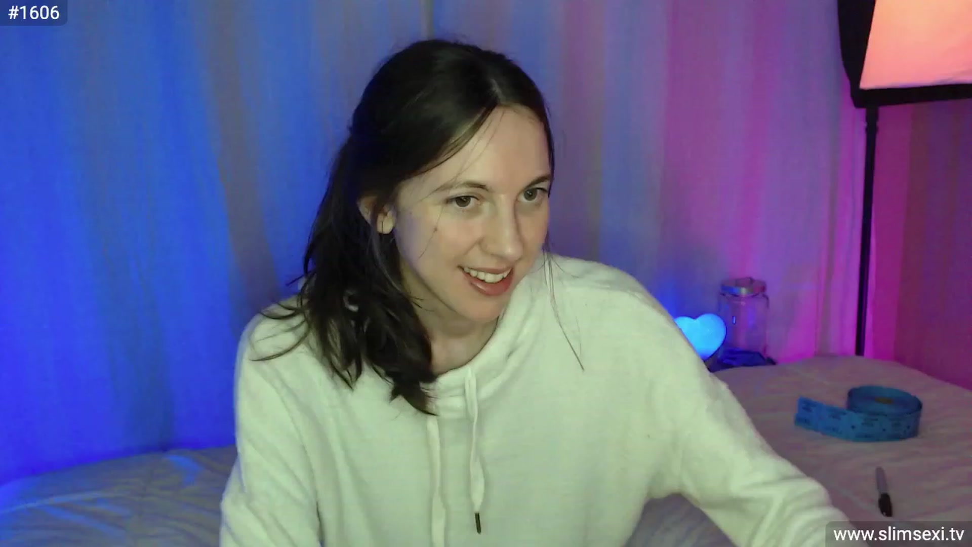 Gallery image thumbnail from SlimSexi's myfreecams stream on, 03/15/2023, 09:53 image 16 of 20