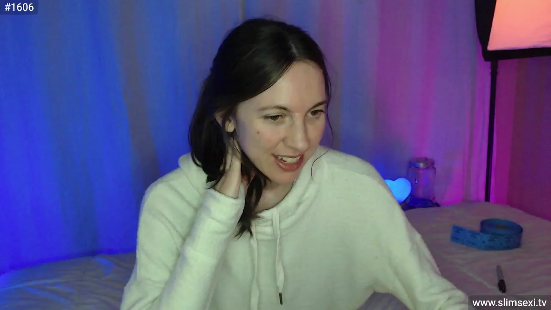 Gallery image thumbnail from SlimSexi's myfreecams stream on, 03/15/2023, 09:53 image 14 of 20