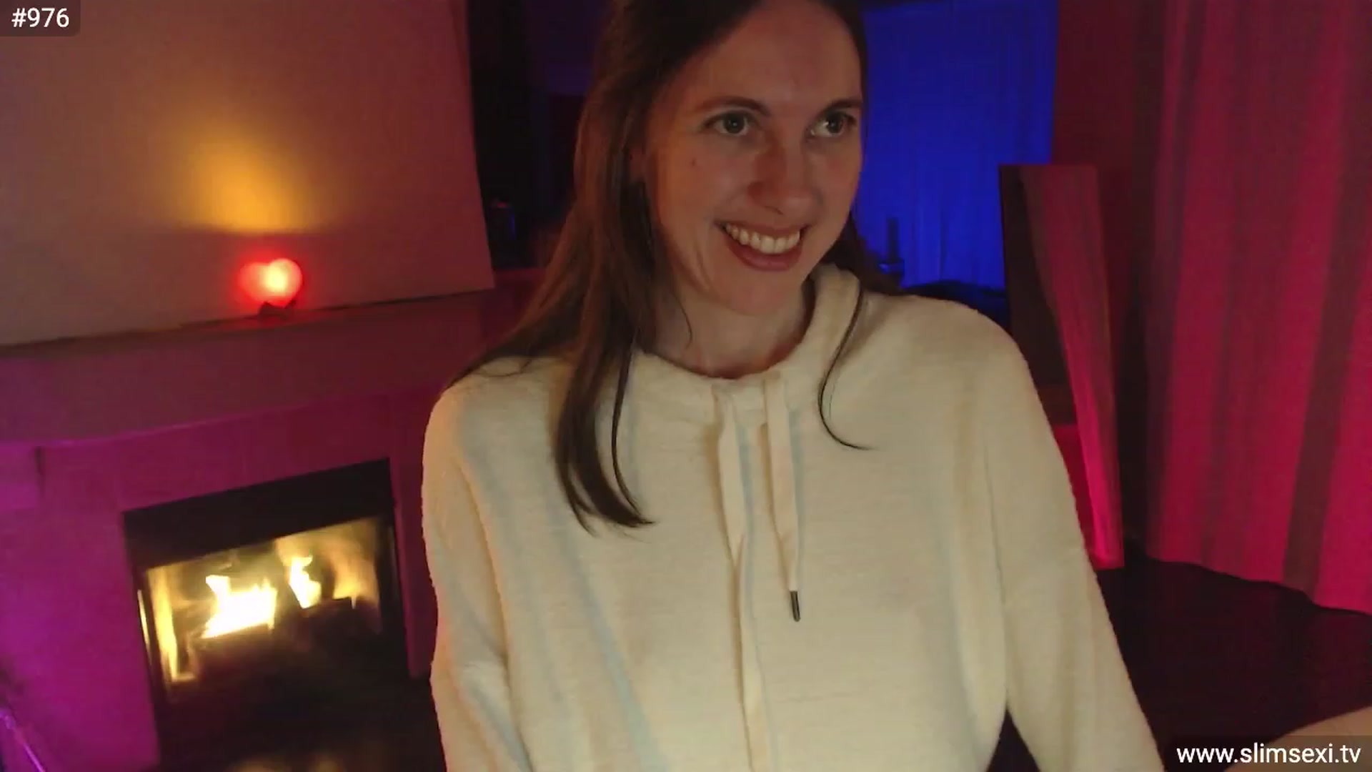 Gallery image thumbnail from SlimSexi's myfreecams stream on, 04/03/2023, 08:33 image 9 of 20