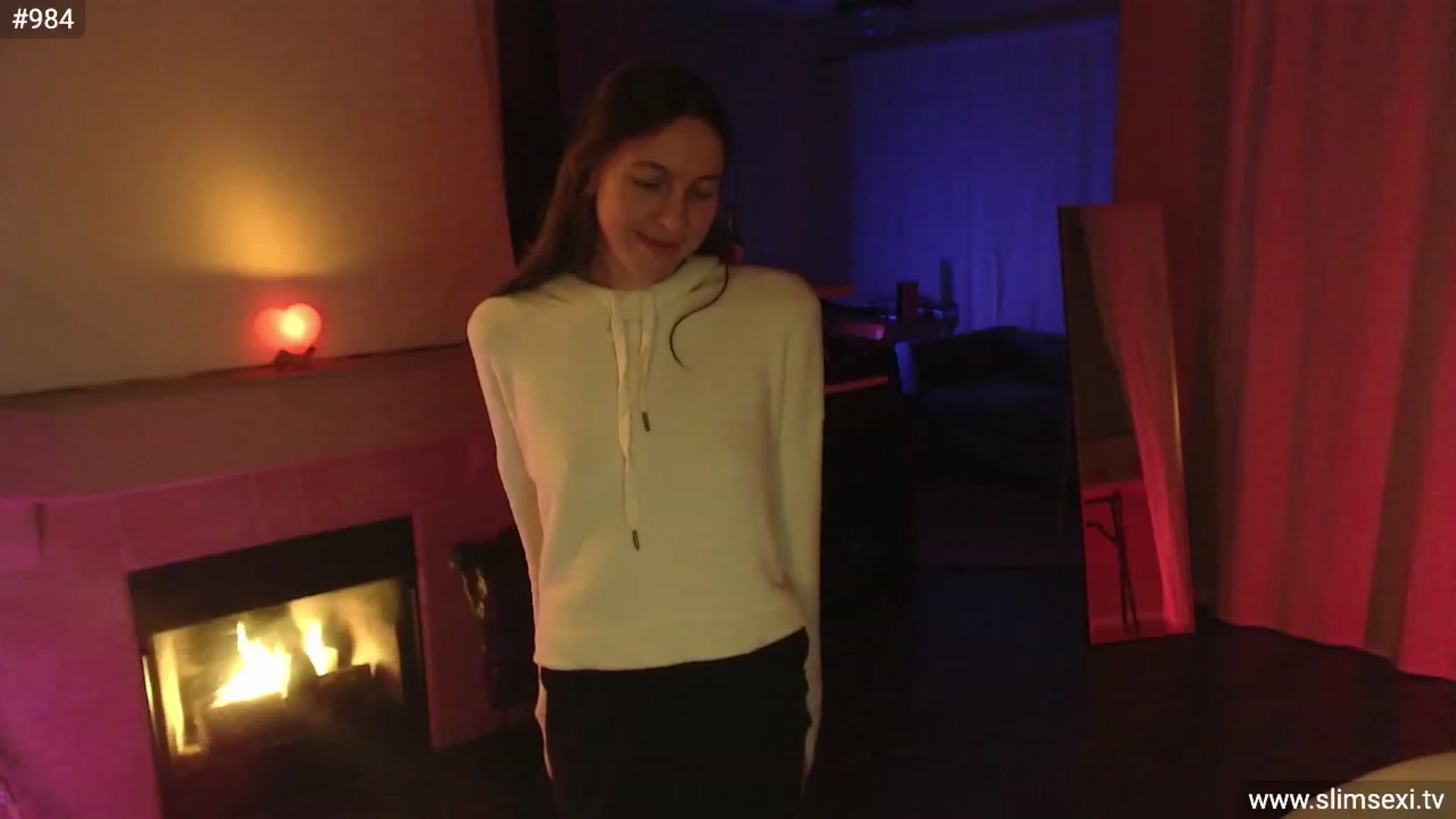 Gallery image thumbnail from SlimSexi's myfreecams stream on, 04/03/2023, 08:33 image 6 of 20