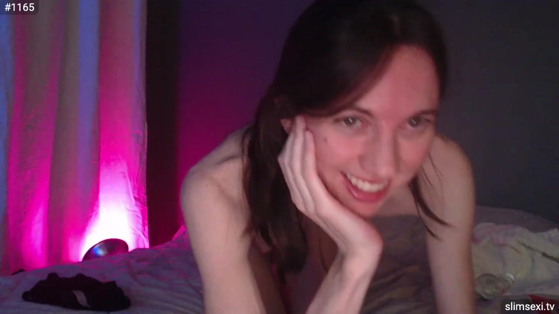 Gallery image thumbnail from SlimSexi's myfreecams stream on, 05/28/2023, 08:18 image 18 of 20