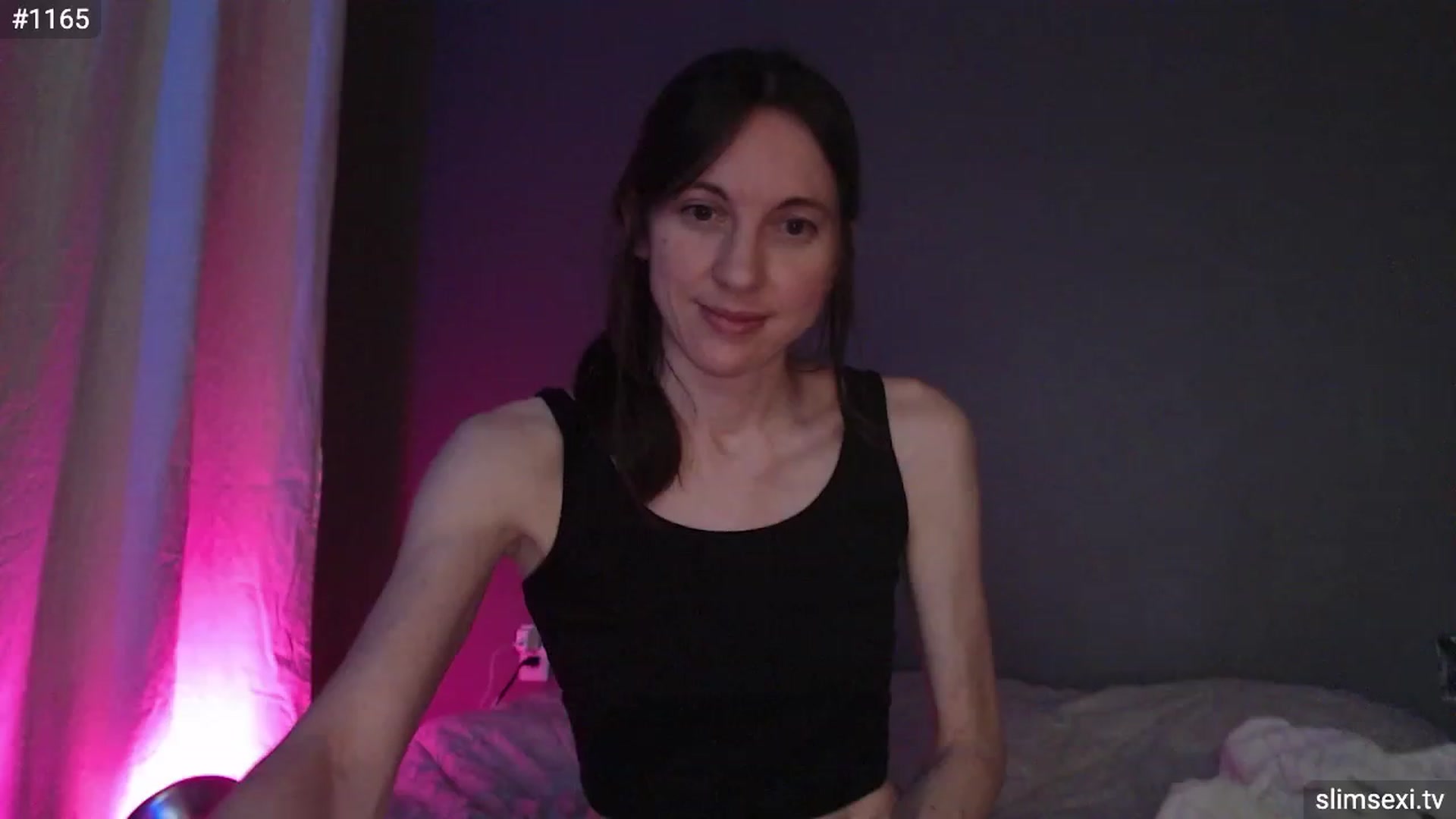Gallery image thumbnail from SlimSexi's myfreecams stream on, 05/28/2023, 08:18 image 7 of 20
