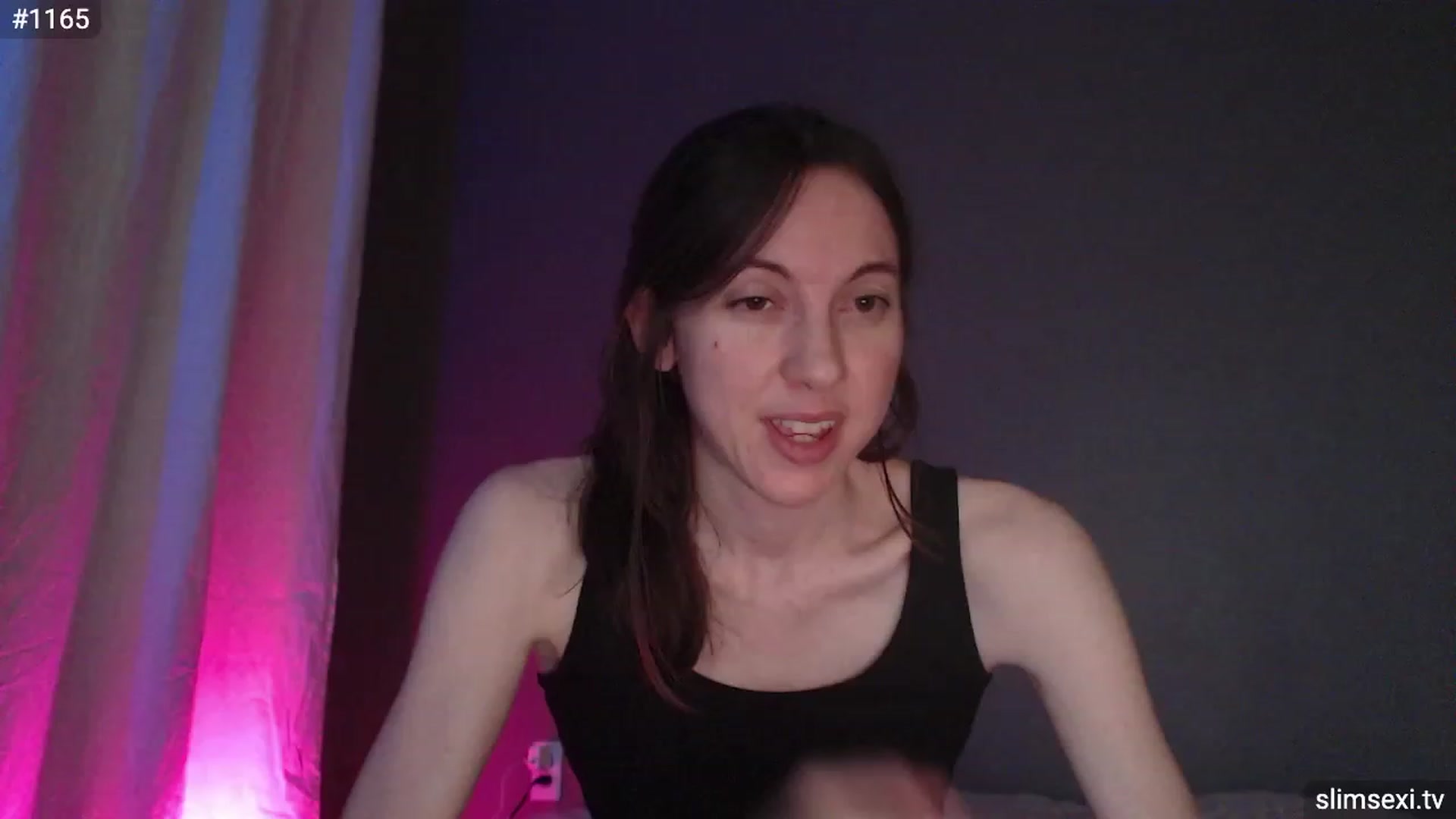 Gallery image thumbnail from SlimSexi's myfreecams stream on, 05/28/2023, 08:18 image 2 of 20