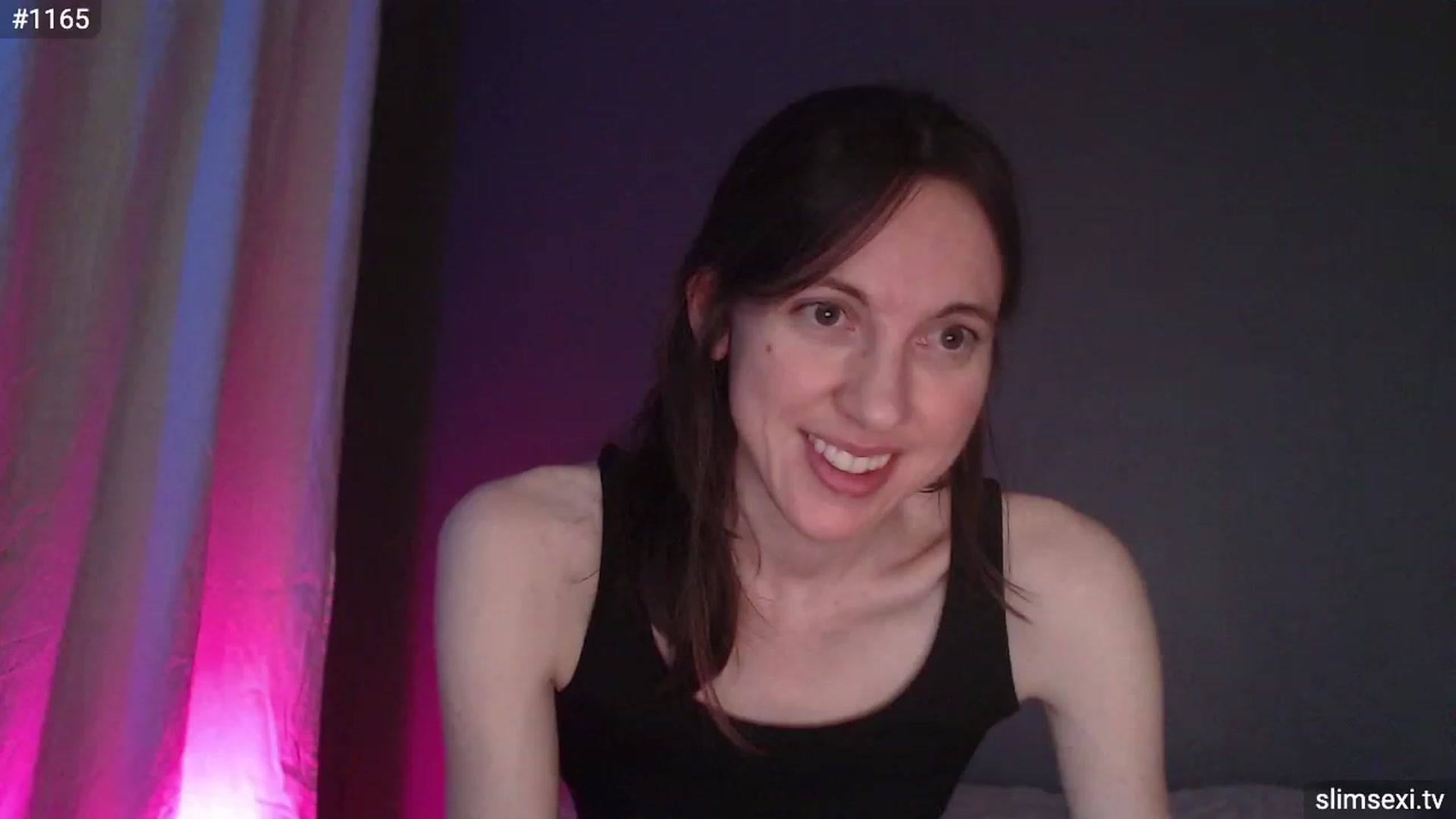 Gallery image thumbnail from SlimSexi's myfreecams stream on, 05/28/2023, 08:18 image 4 of 20
