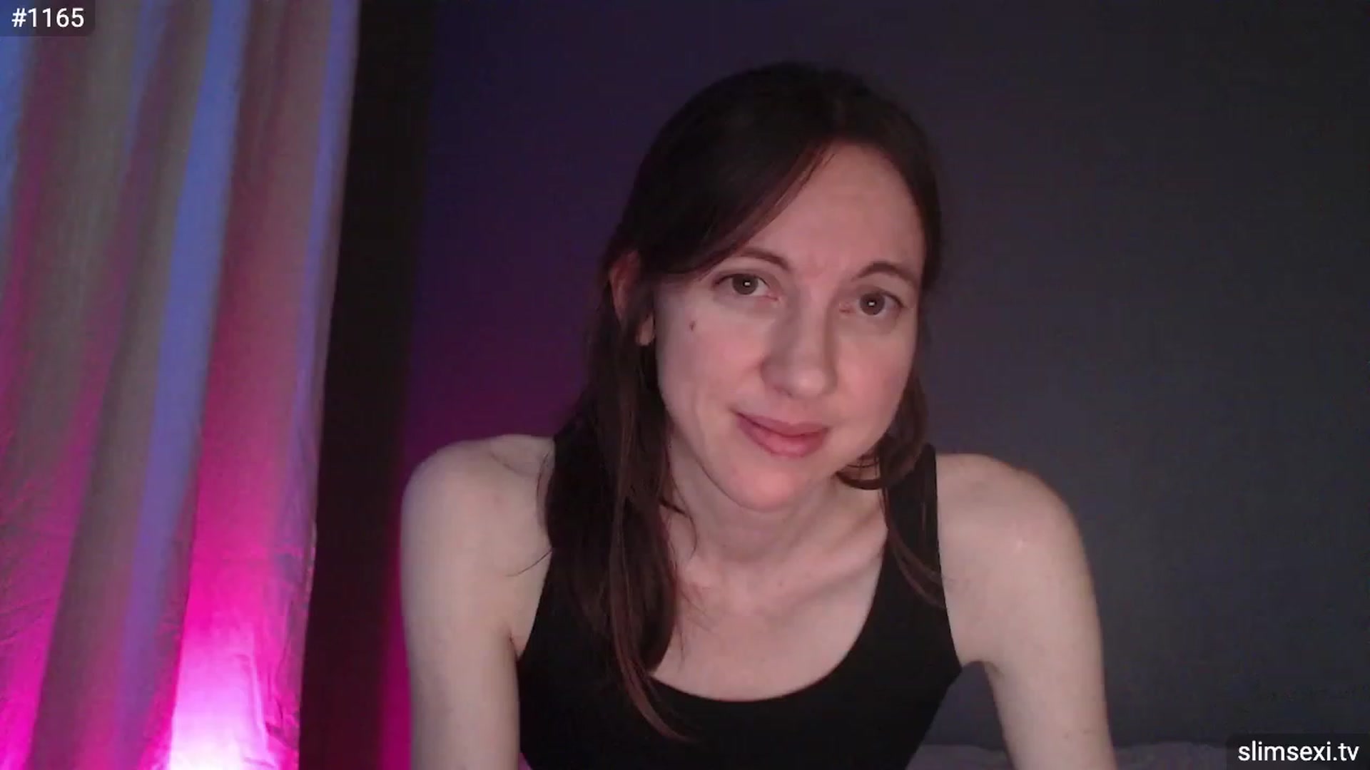 Gallery image thumbnail from SlimSexi's myfreecams stream on, 05/28/2023, 08:18 image 3 of 20