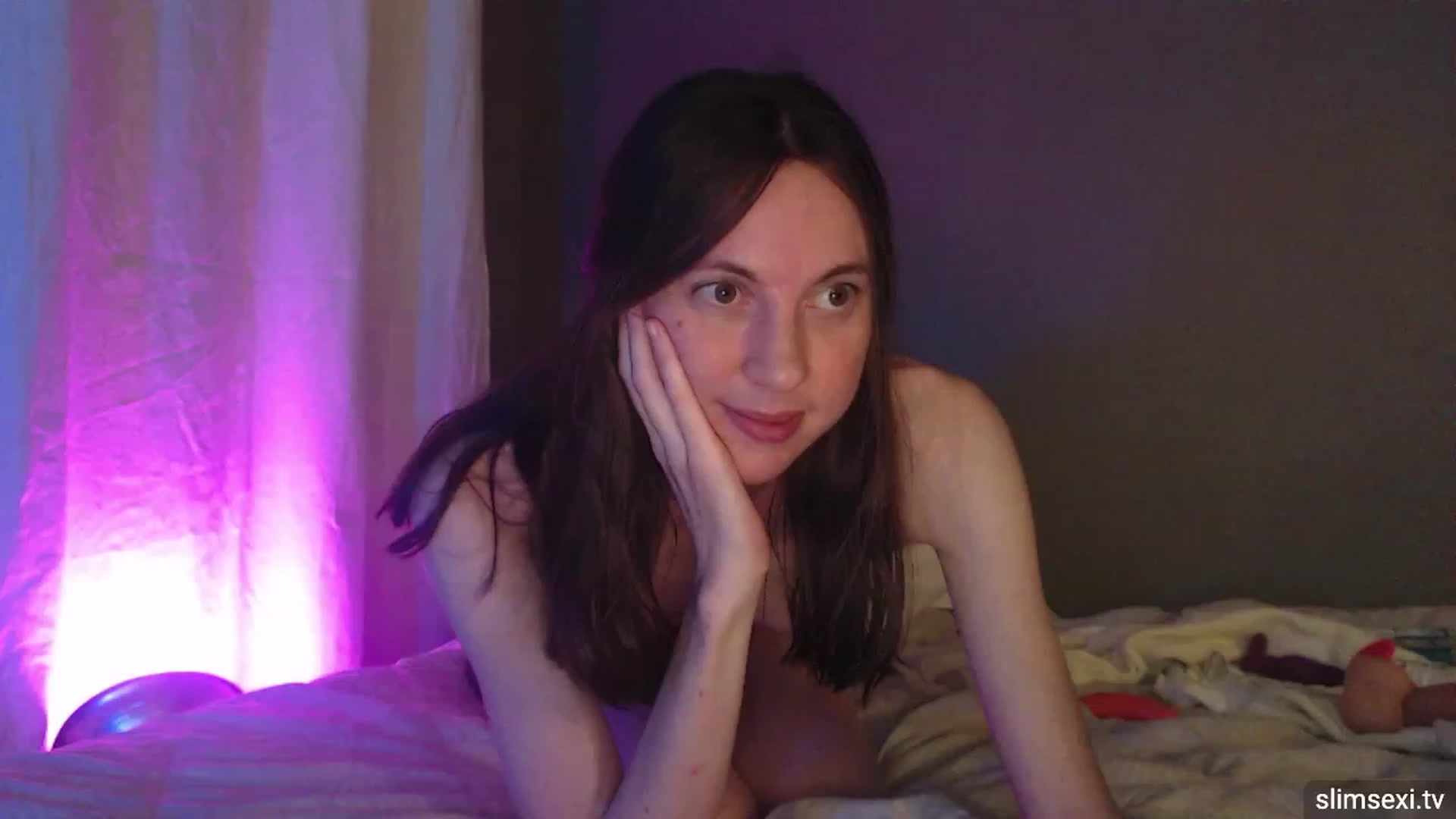 Gallery image thumbnail from SlimSexi's myfreecams stream on, 06/01/2023, 10:05 image 16 of 20