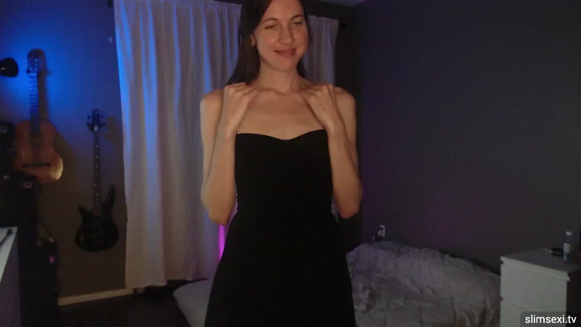 Gallery image thumbnail from SlimSexi's myfreecams stream on, 06/04/2023, 08:57 image 2 of 20