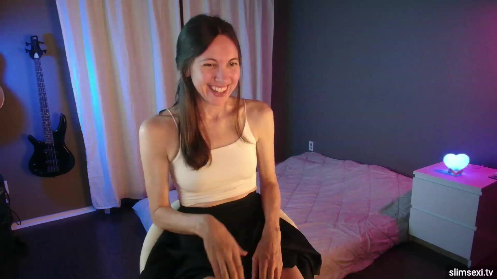Gallery image thumbnail from SlimSexi's myfreecams stream on, 09/25/2023, 04:00 image 12 of 20