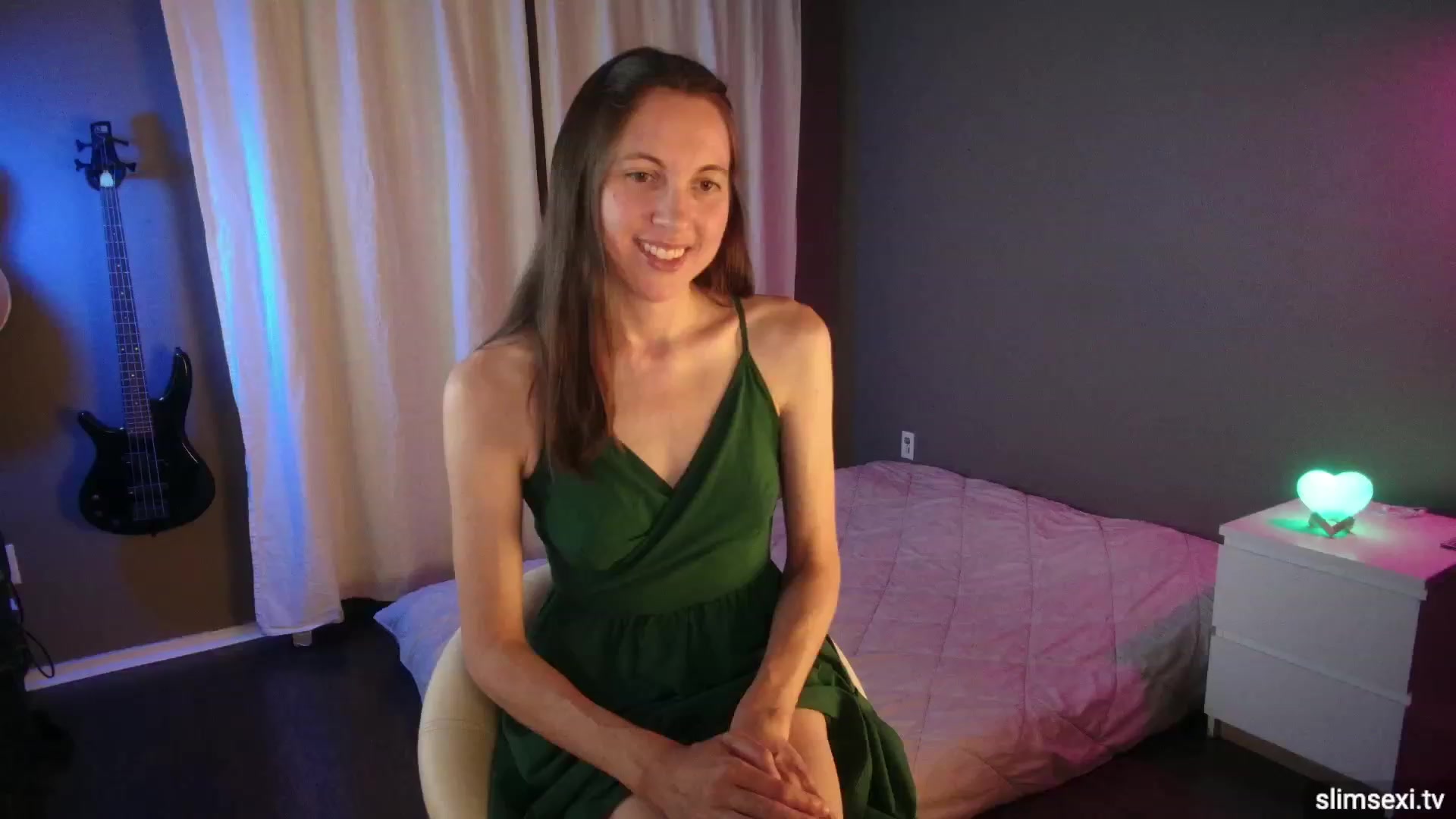 Gallery image thumbnail from SlimSexi's myfreecams stream on, 09/26/2023, 04:29 image 18 of 20