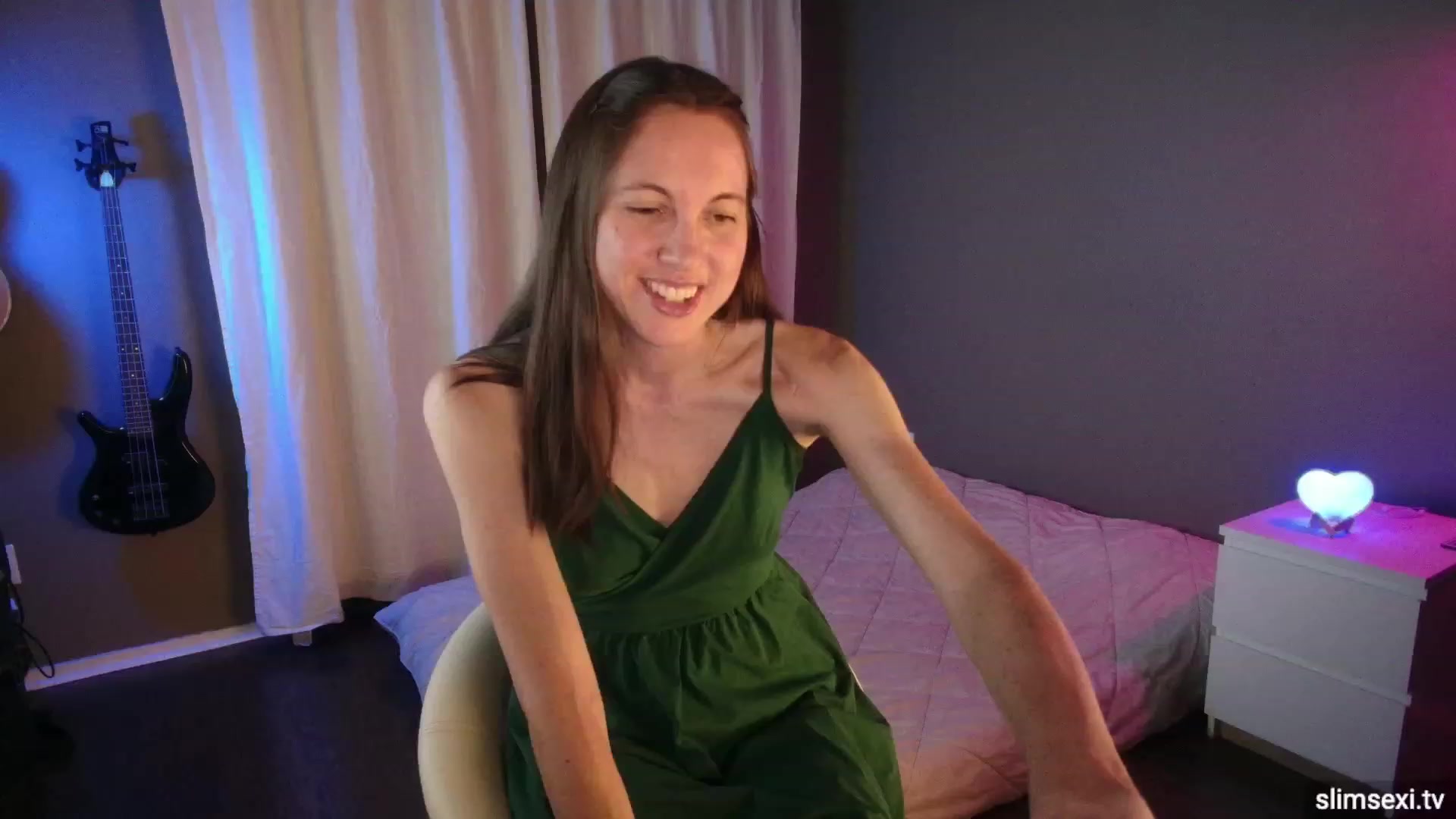 Gallery image thumbnail from SlimSexi's myfreecams stream on, 09/26/2023, 04:29 image 14 of 20