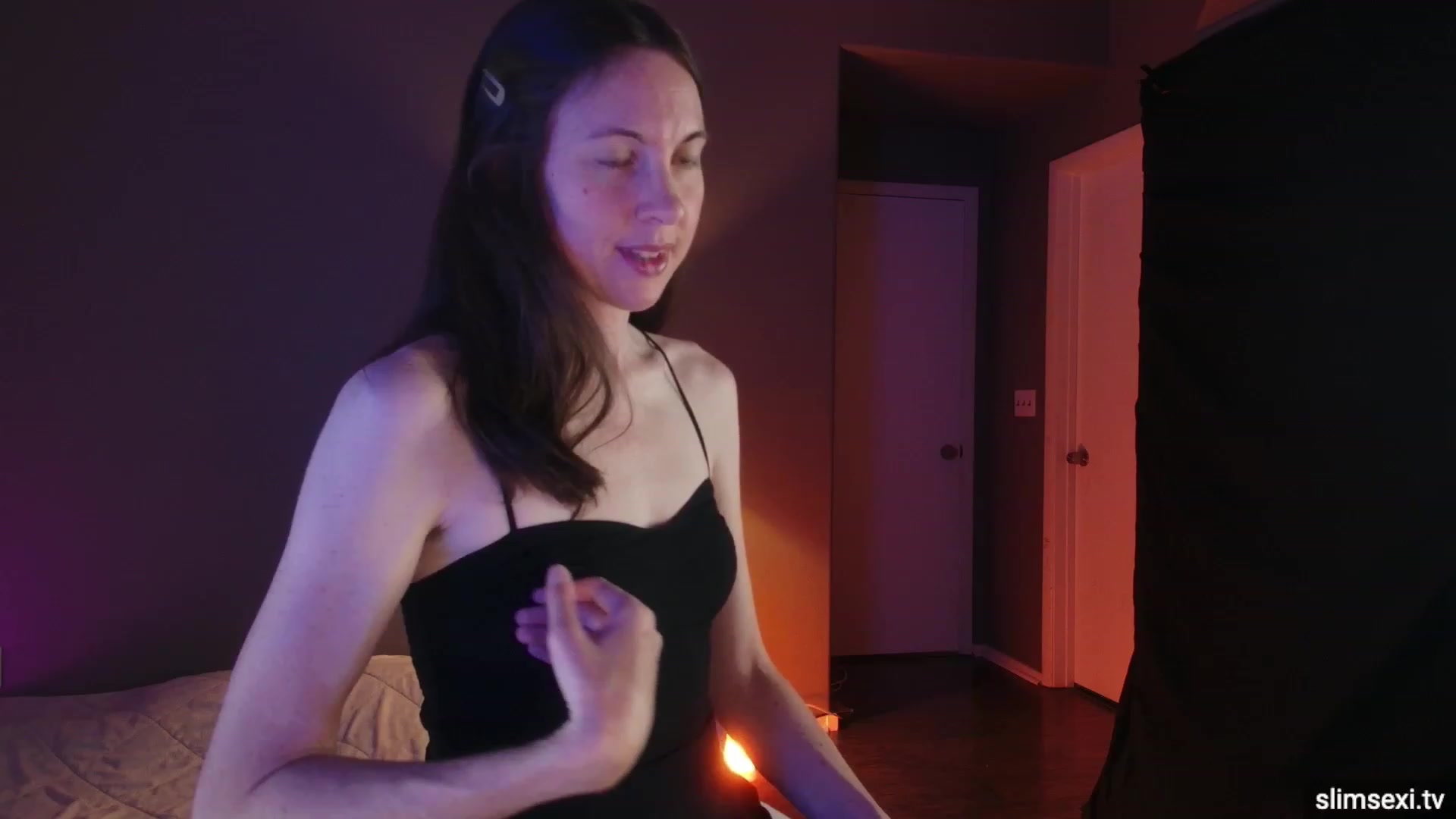 Gallery image thumbnail from SlimSexi's myfreecams stream on, 10/18/2023, 02:07 image 16 of 20