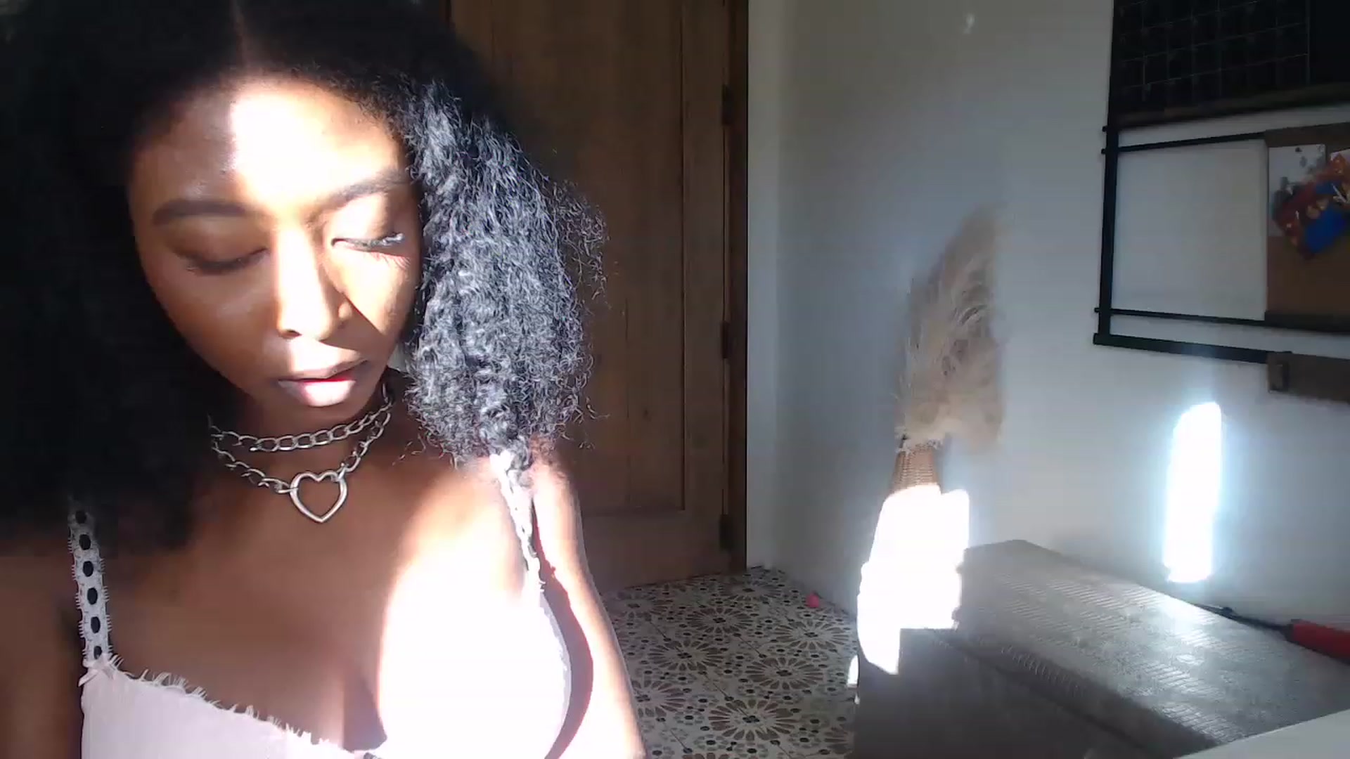 Gallery image thumbnail from SlipperyP_'s myfreecams stream on, 11/14/2022, 23:51 image 14 of 20