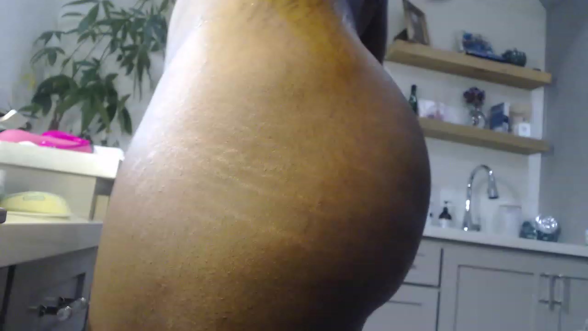 Gallery image thumbnail from SlipperyP_'s myfreecams stream on, 12/07/2022, 14:16 image 14 of 20