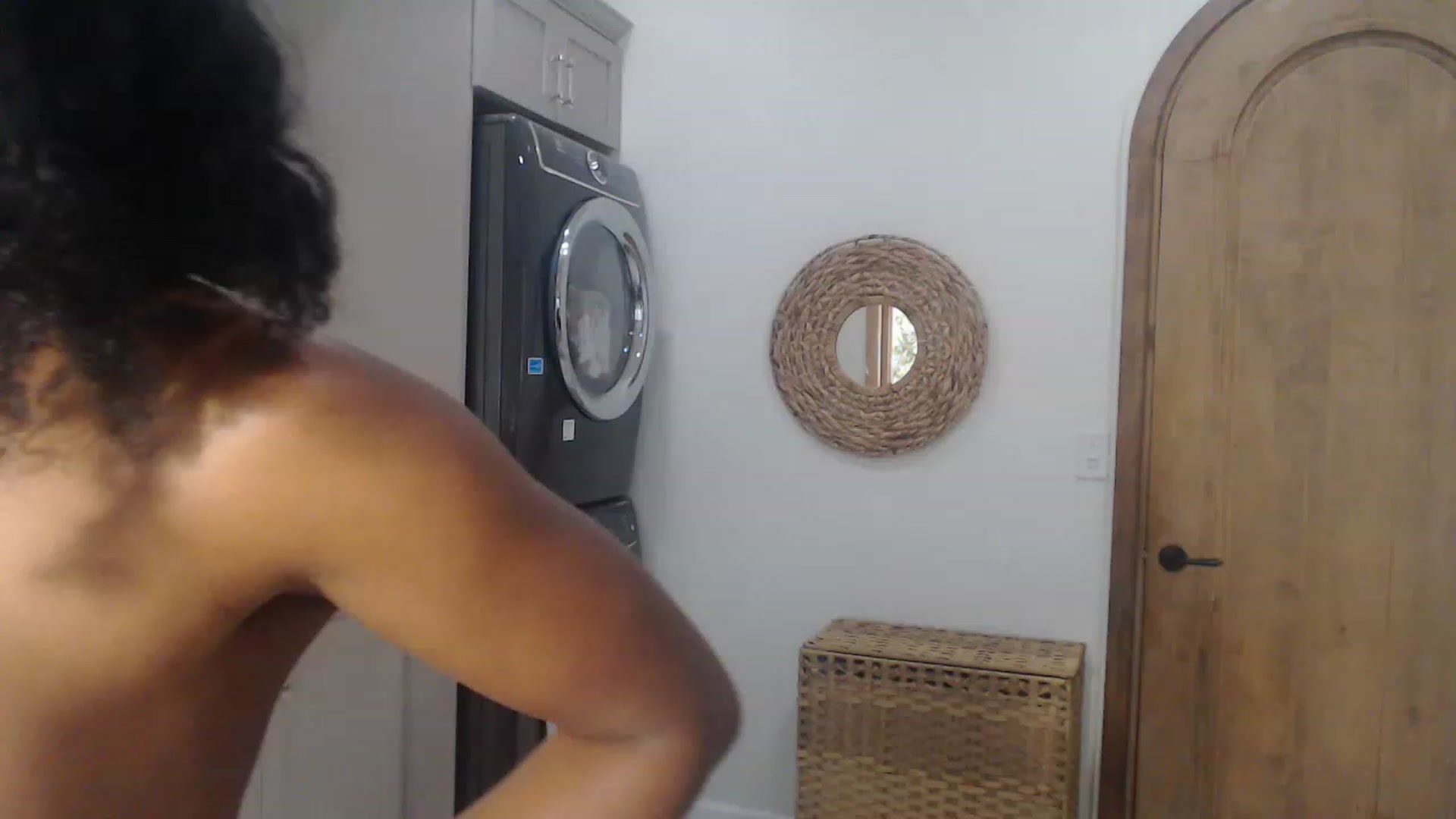 Gallery image thumbnail from SlipperyP_'s myfreecams stream on, 01/08/2023, 15:40 image 15 of 20