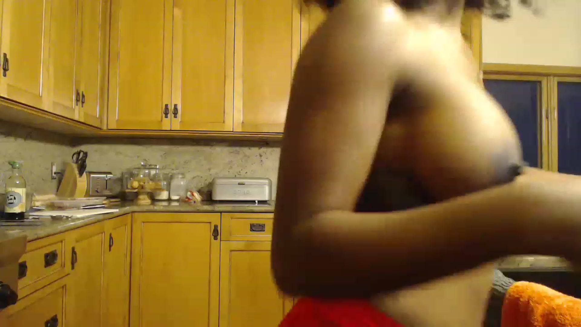 Gallery image thumbnail from SlipperyP_'s myfreecams stream on, 01/12/2023, 01:33 image 20 of 20