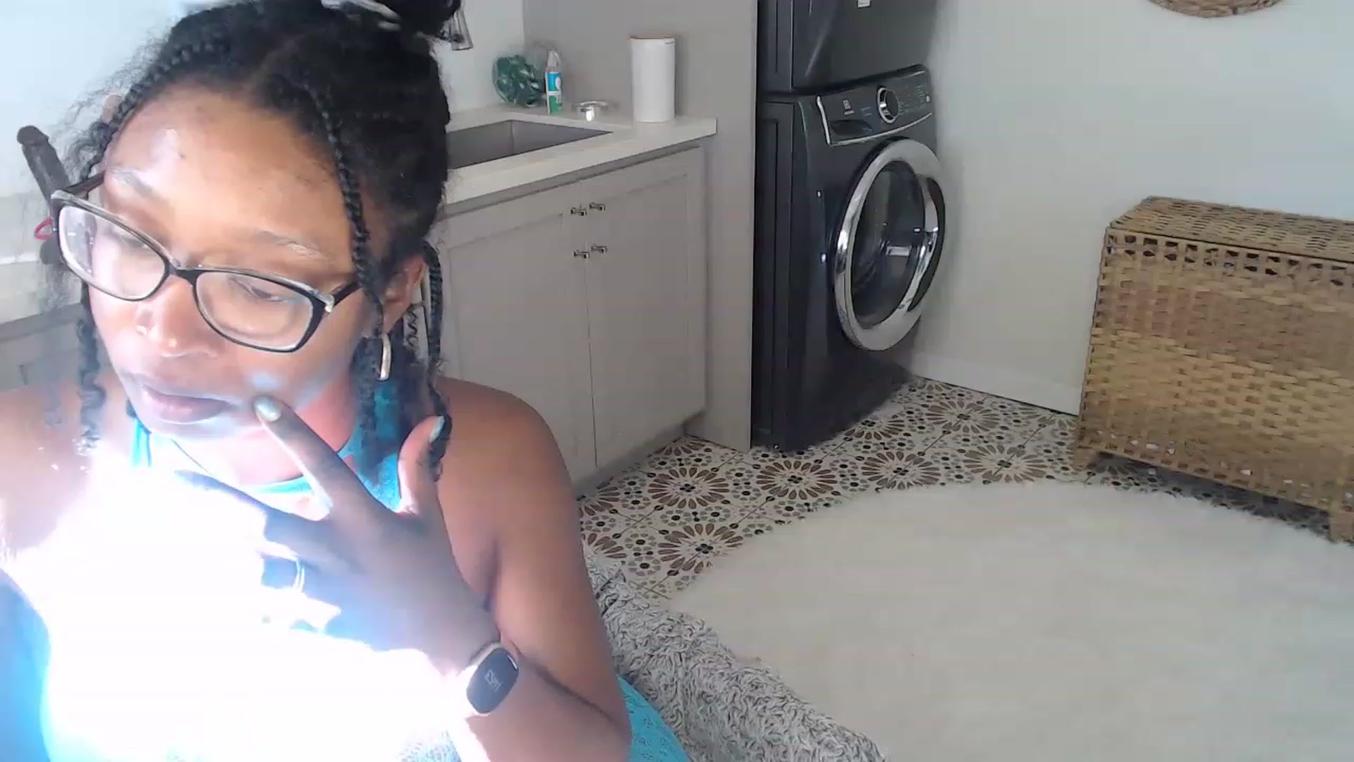 Gallery image thumbnail from SlipperyP_'s myfreecams stream on, 01/31/2023, 23:28 image 11 of 20