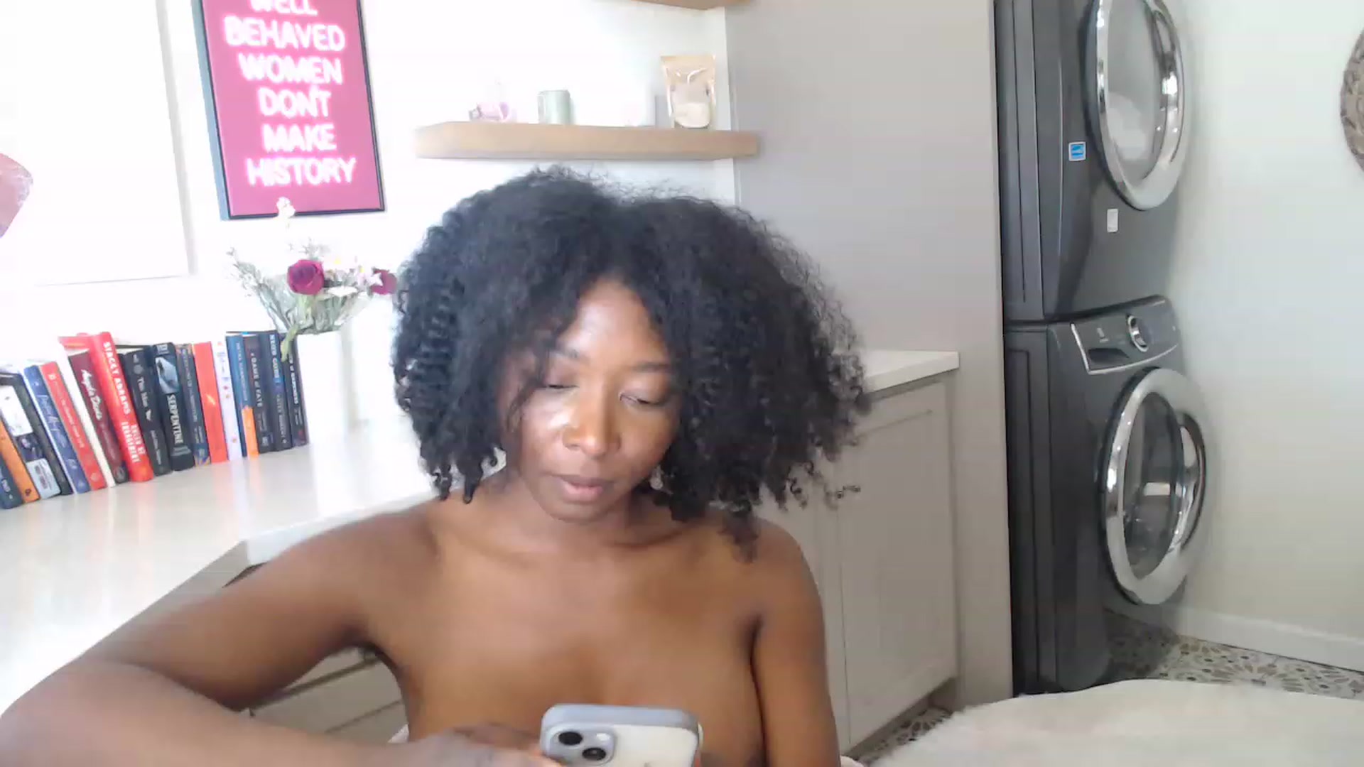 Gallery image thumbnail from SlipperyP_'s myfreecams stream on, 03/04/2023, 15:00 image 18 of 20