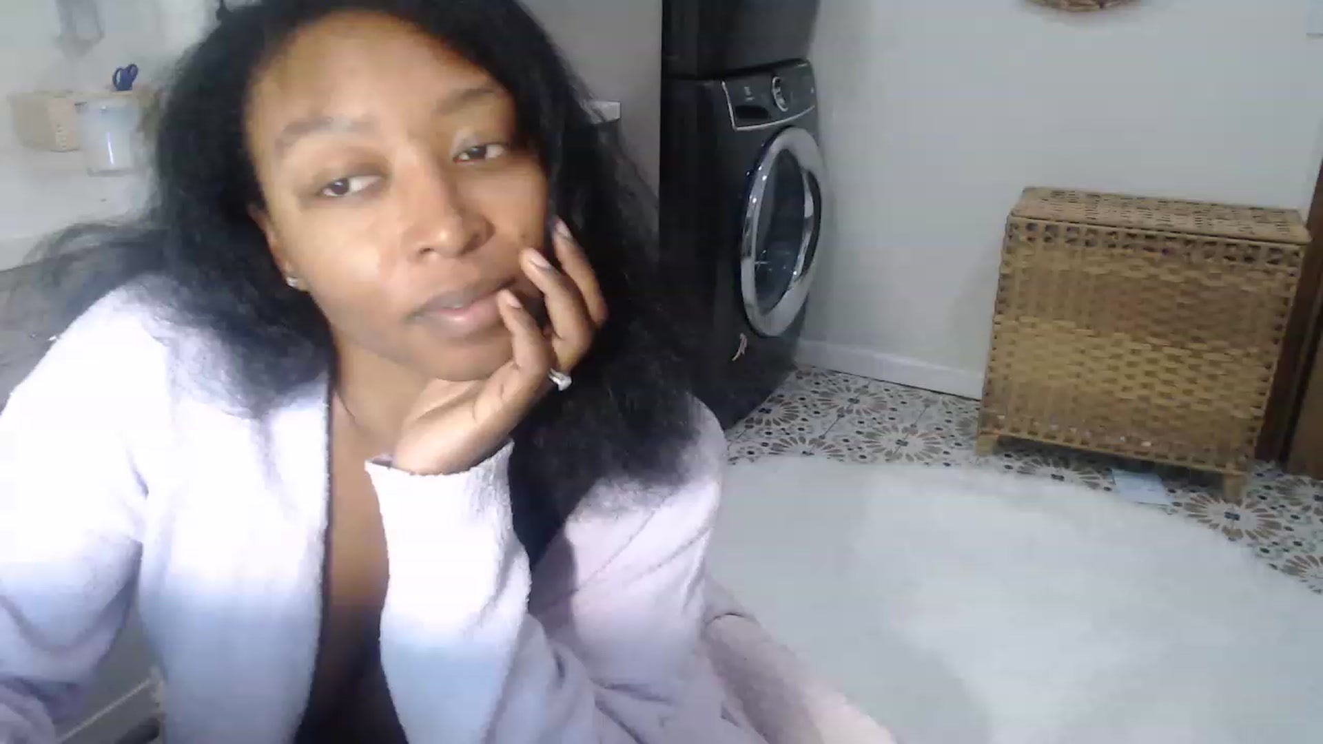 Gallery image thumbnail from SlipperyP_'s myfreecams stream on, 03/14/2023, 10:01 image 9 of 20