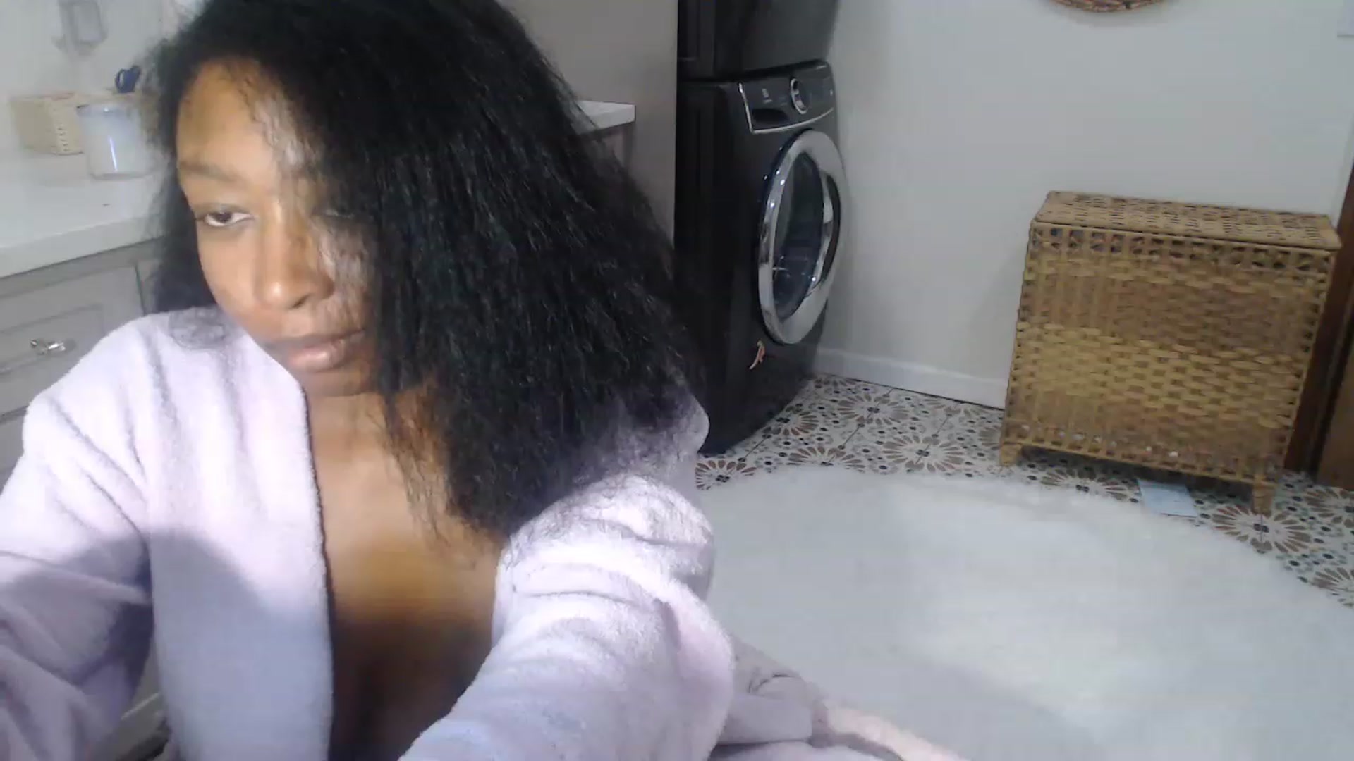 Gallery image thumbnail from SlipperyP_'s myfreecams stream on, 03/14/2023, 10:01 image 8 of 20