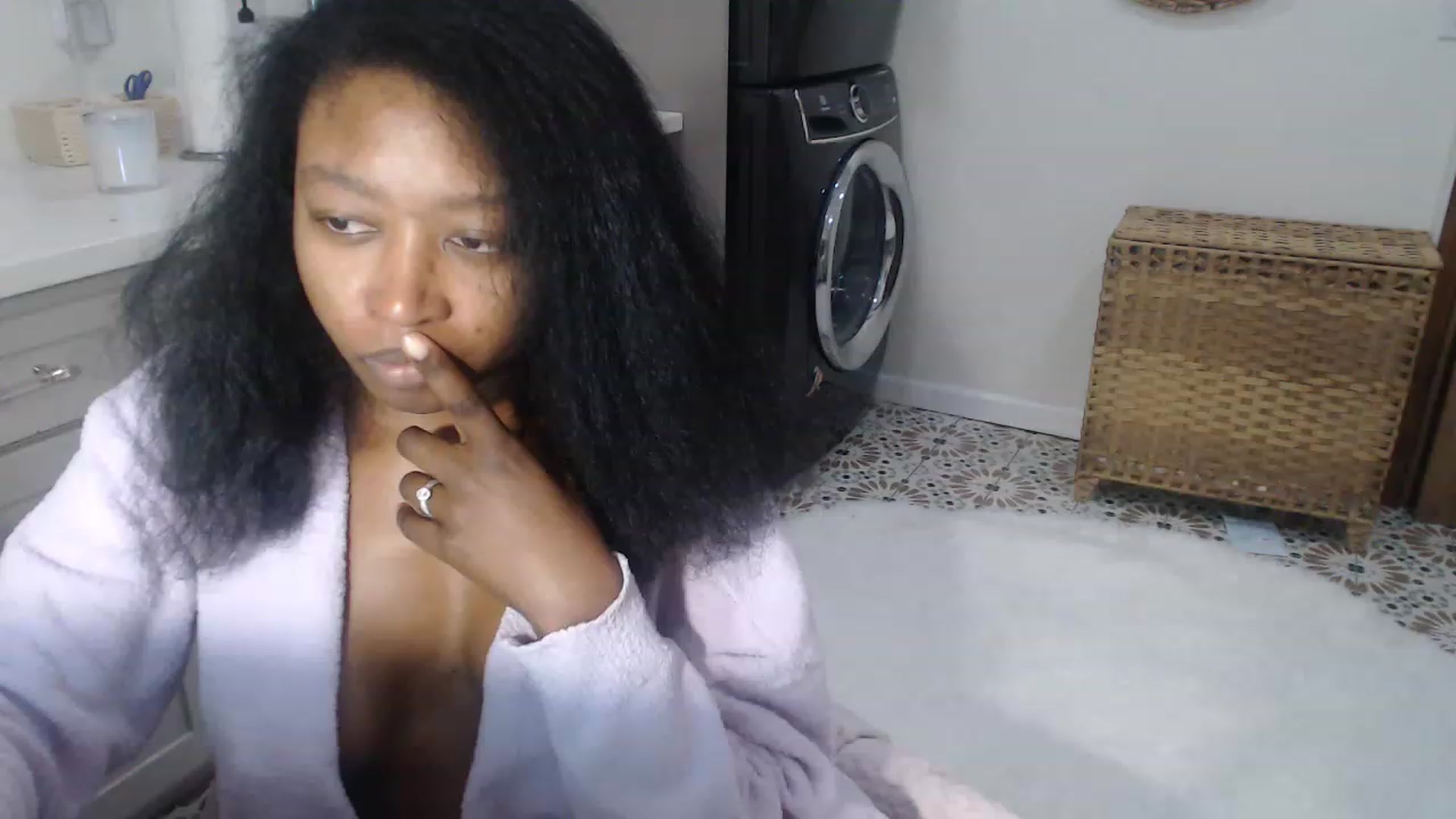 Gallery image thumbnail from SlipperyP_'s myfreecams stream on, 03/14/2023, 10:01 image 1 of 20